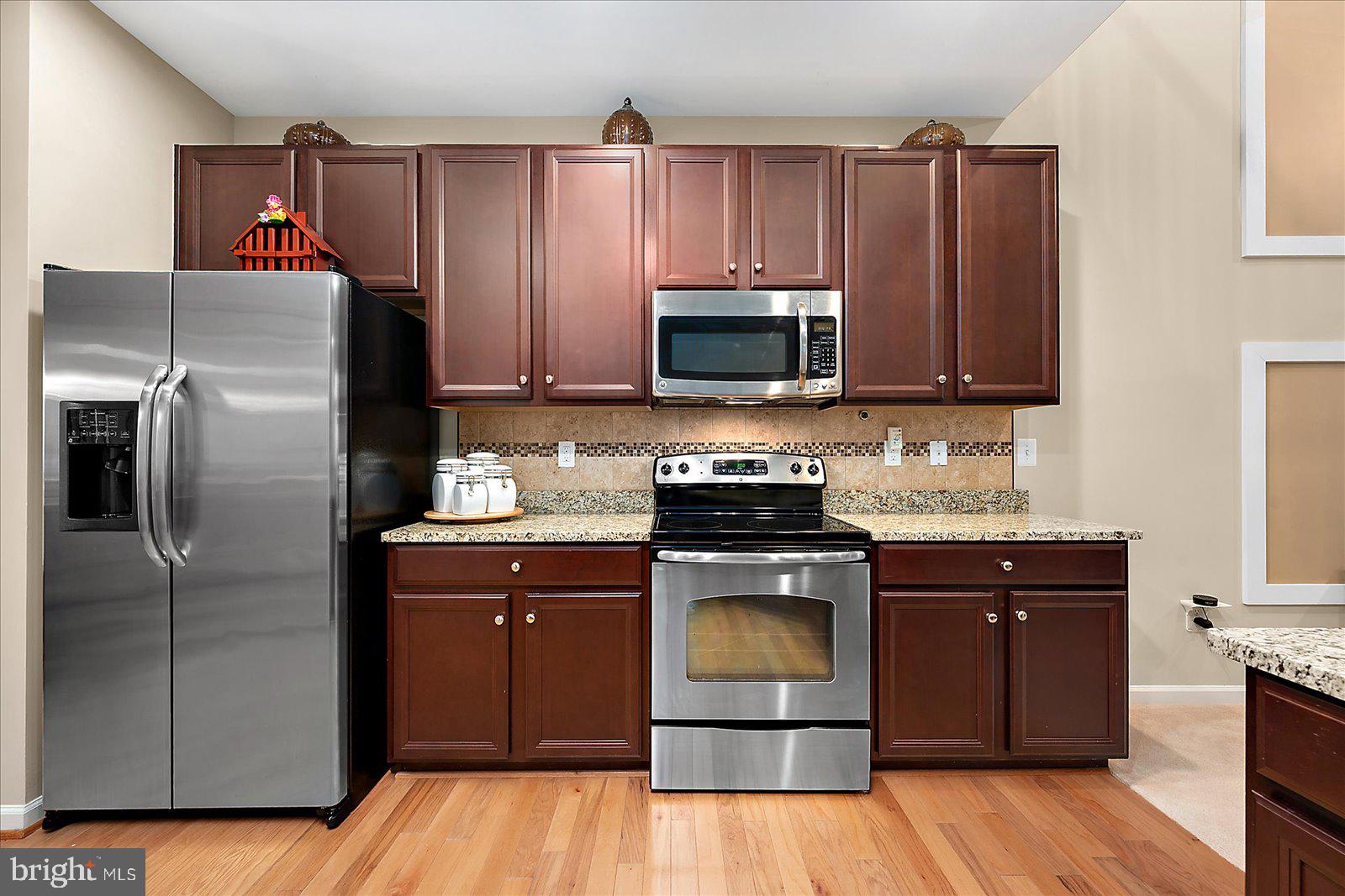 FOREST LANDING - Residential