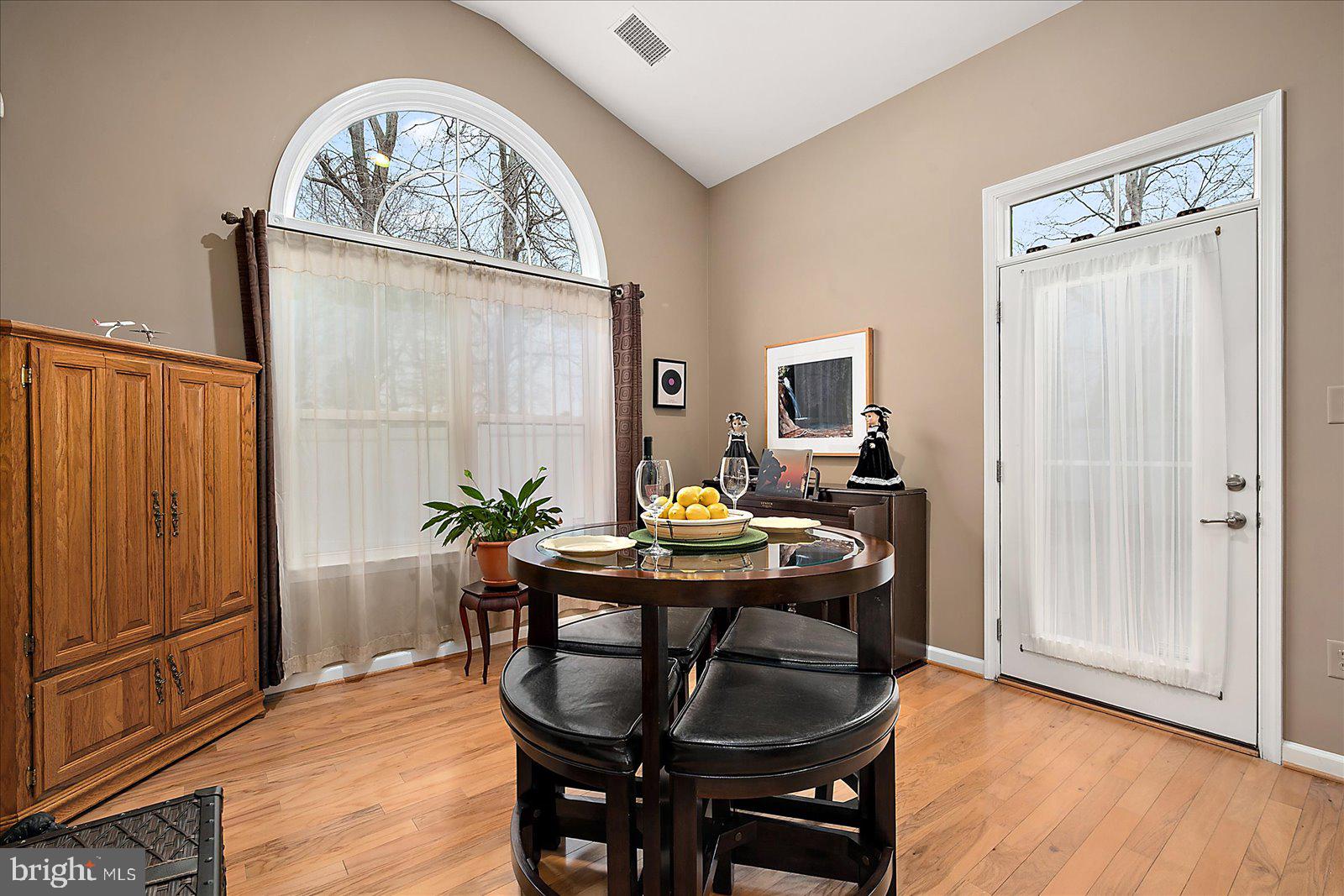 FOREST LANDING - Residential