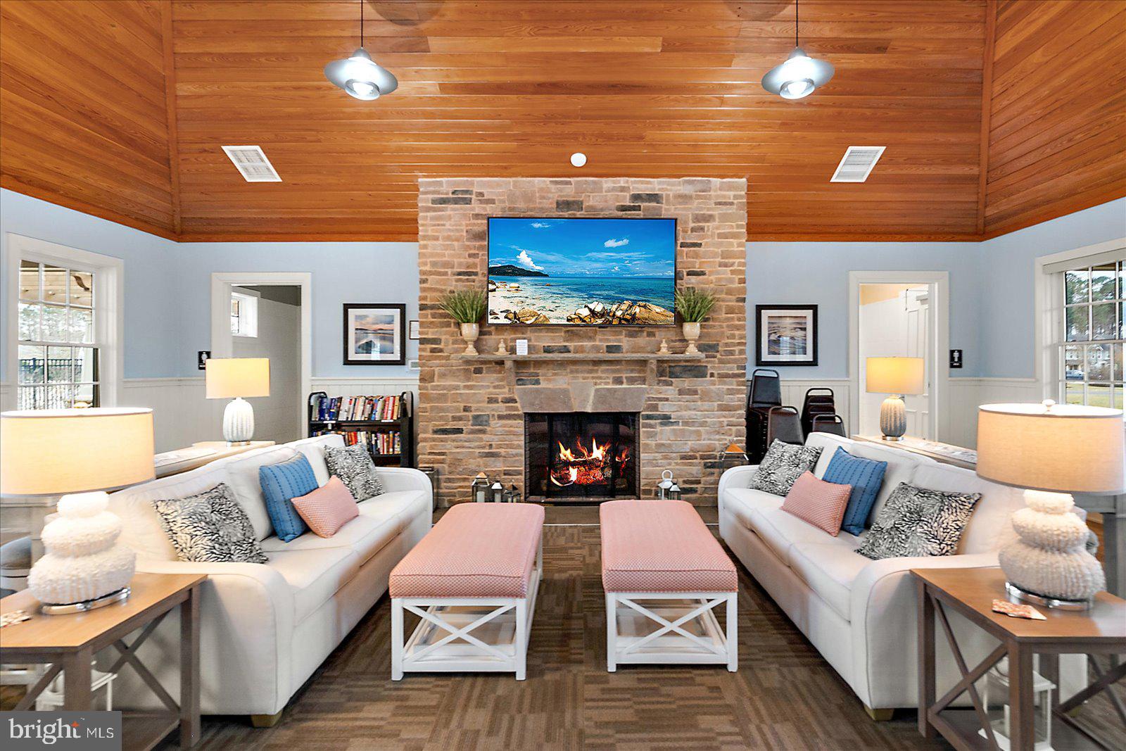 FOREST LANDING - Residential