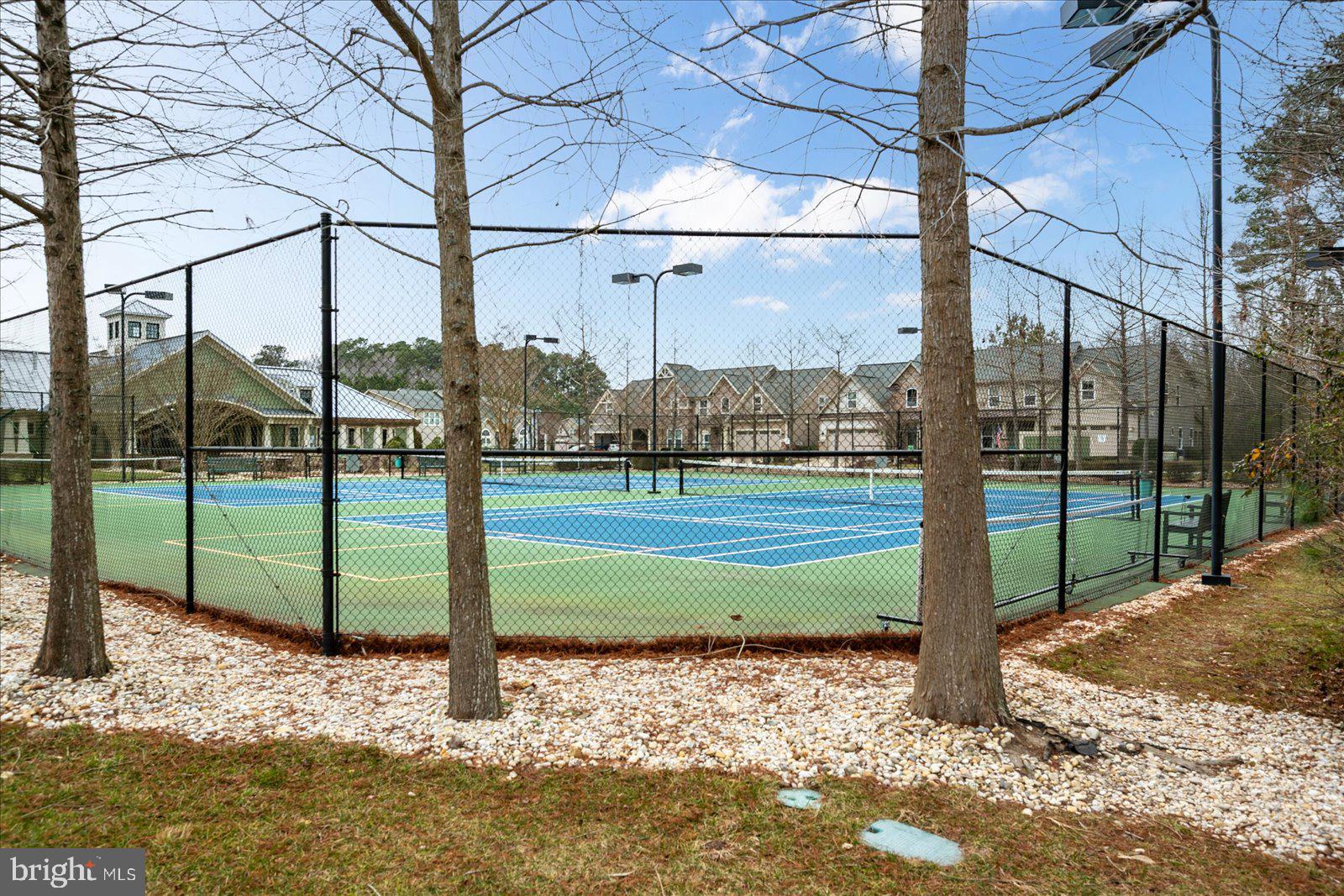 FOREST LANDING - Residential