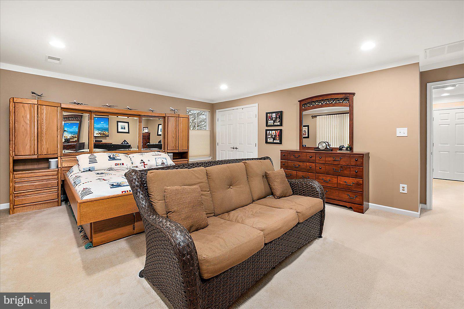 FOREST LANDING - Residential