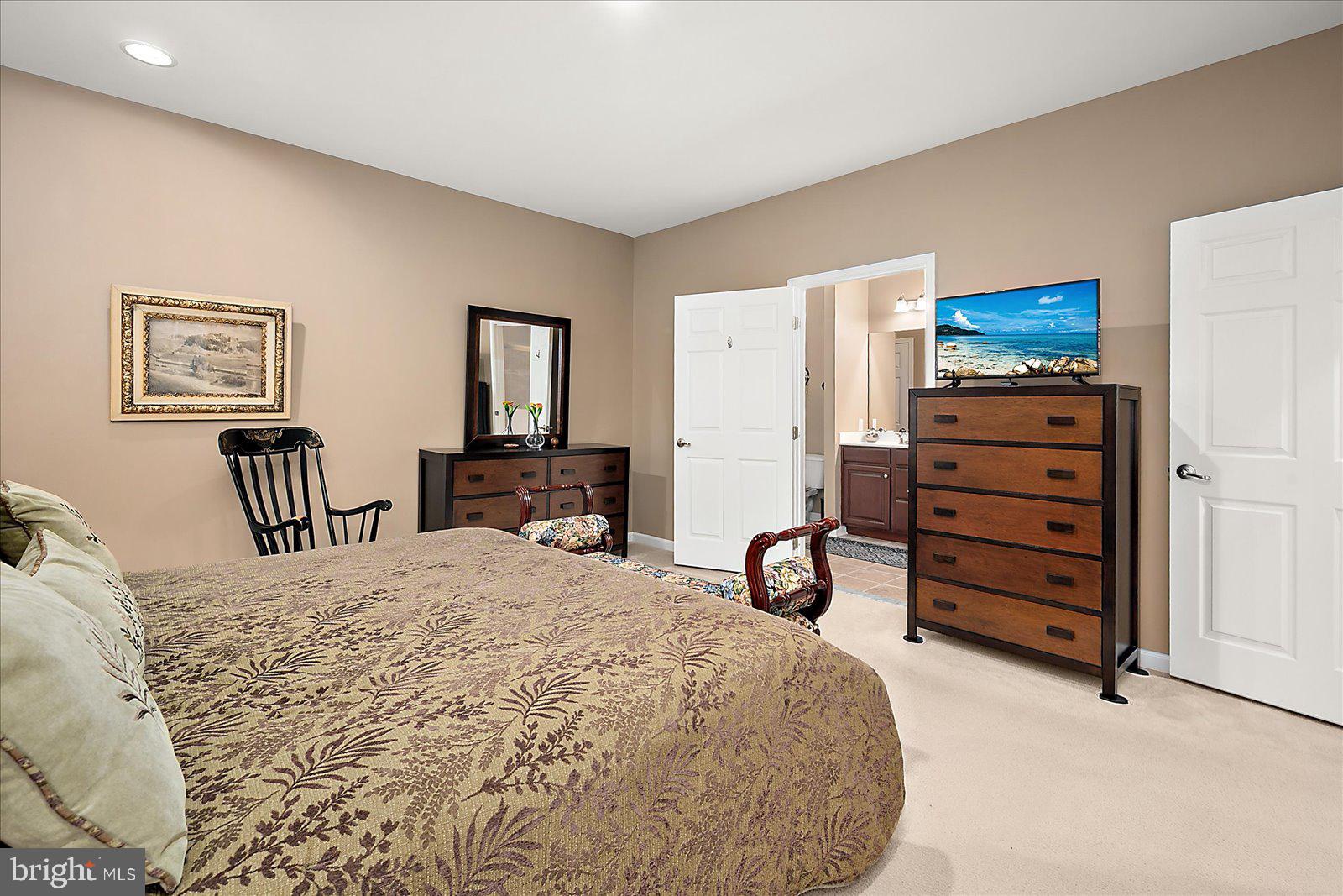 FOREST LANDING - Residential