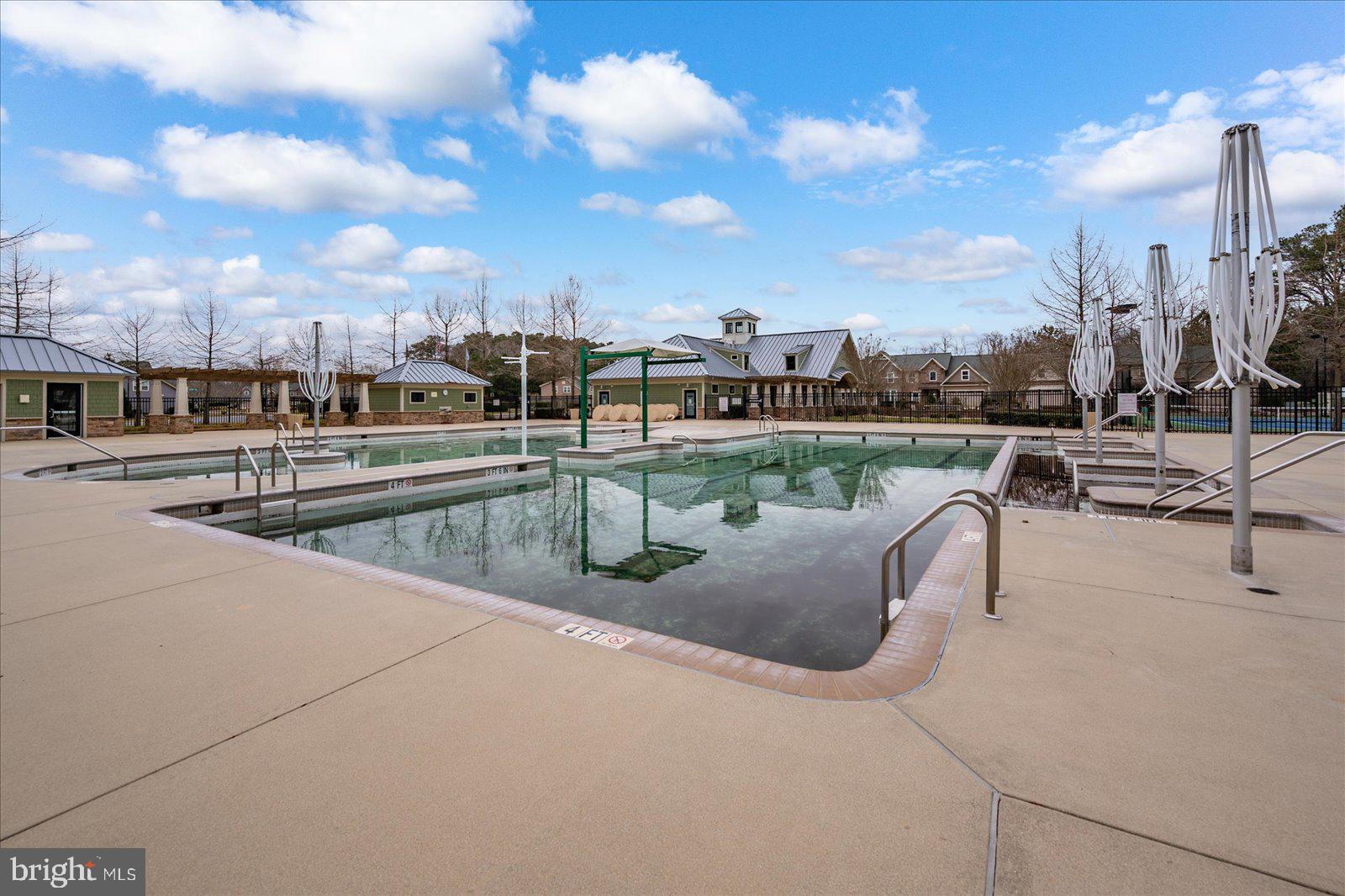 FOREST LANDING - Residential