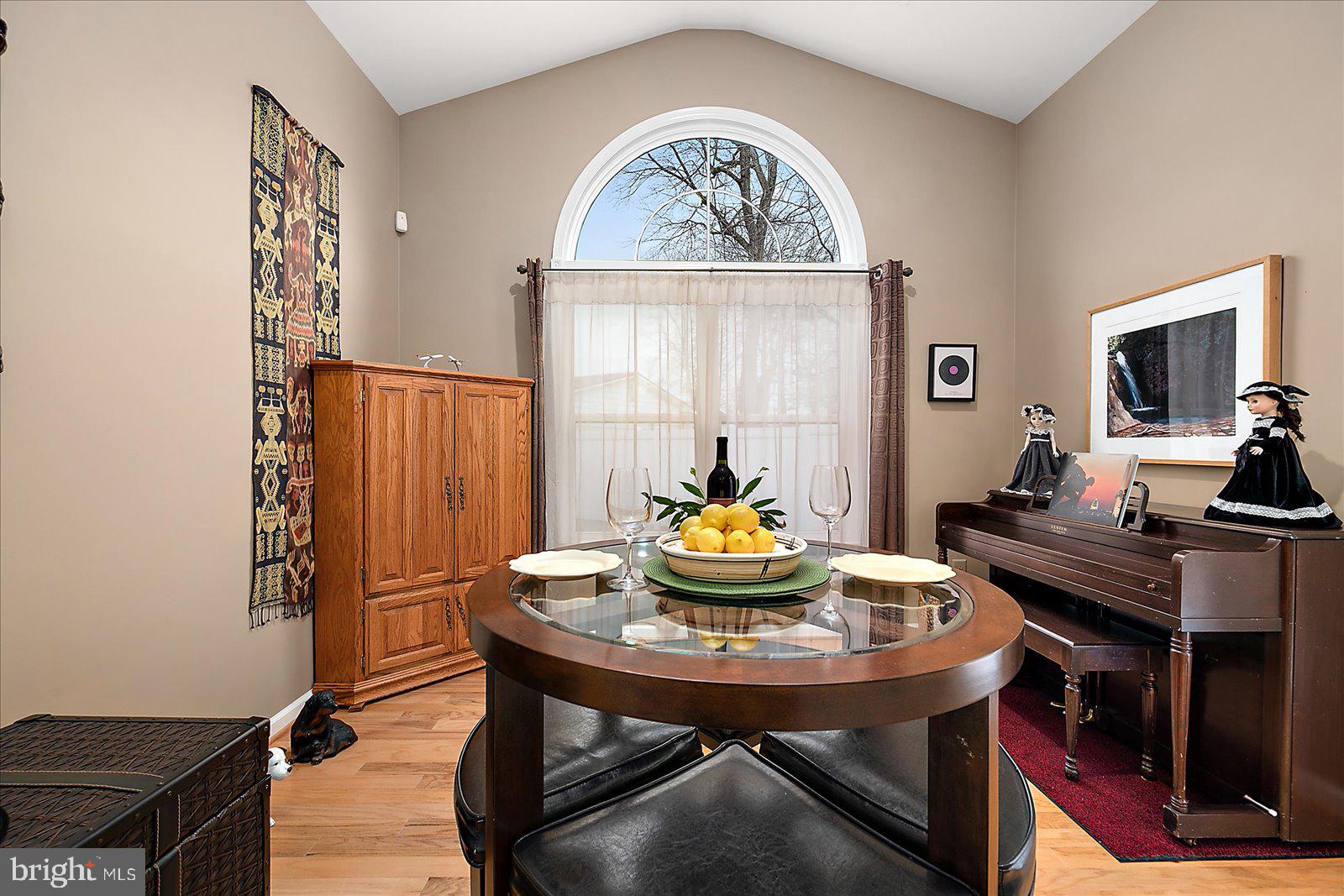 FOREST LANDING - Residential