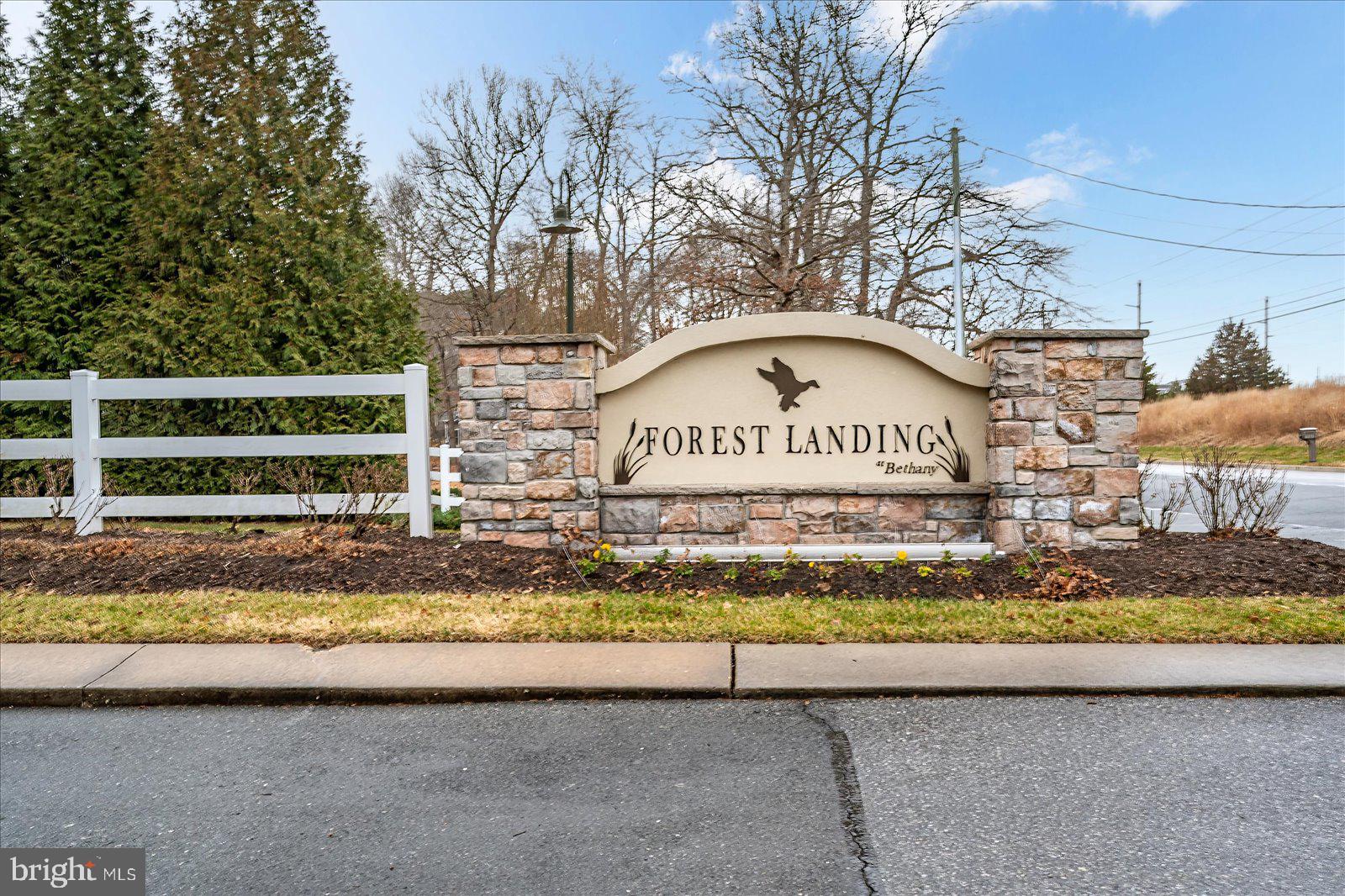FOREST LANDING - Residential