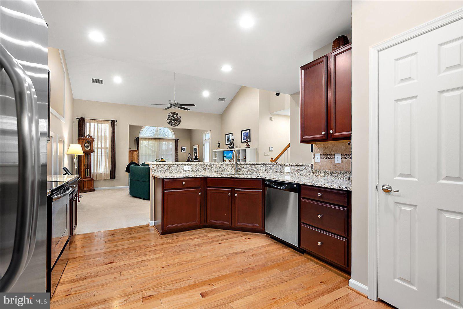 FOREST LANDING - Residential