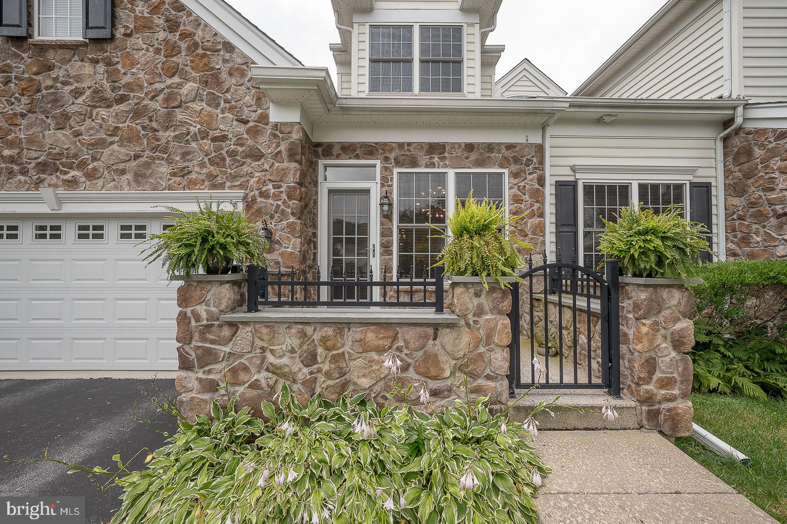 102 WHITELAND HILLS CIRCLE 14