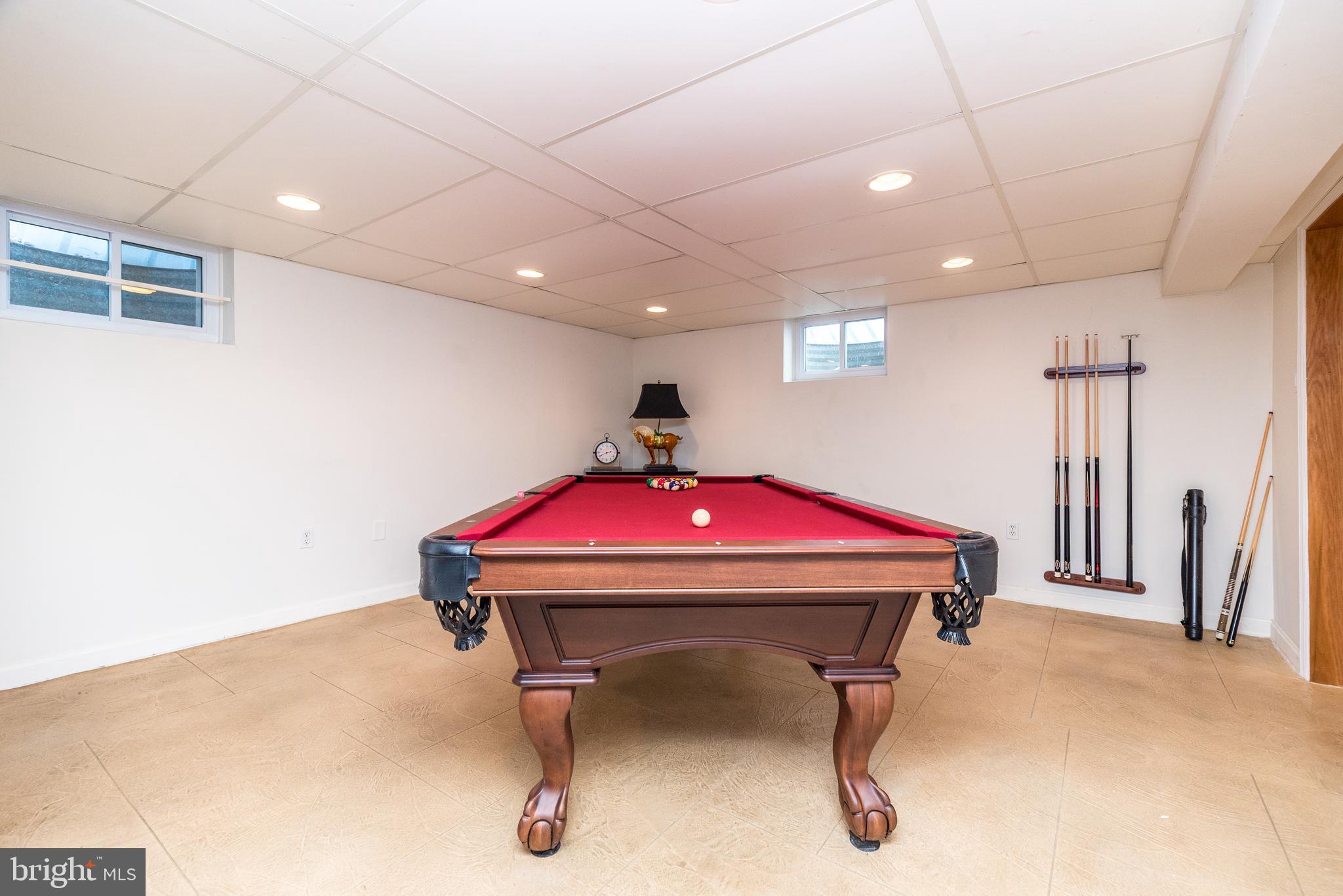 FAIRWAYS - Residential