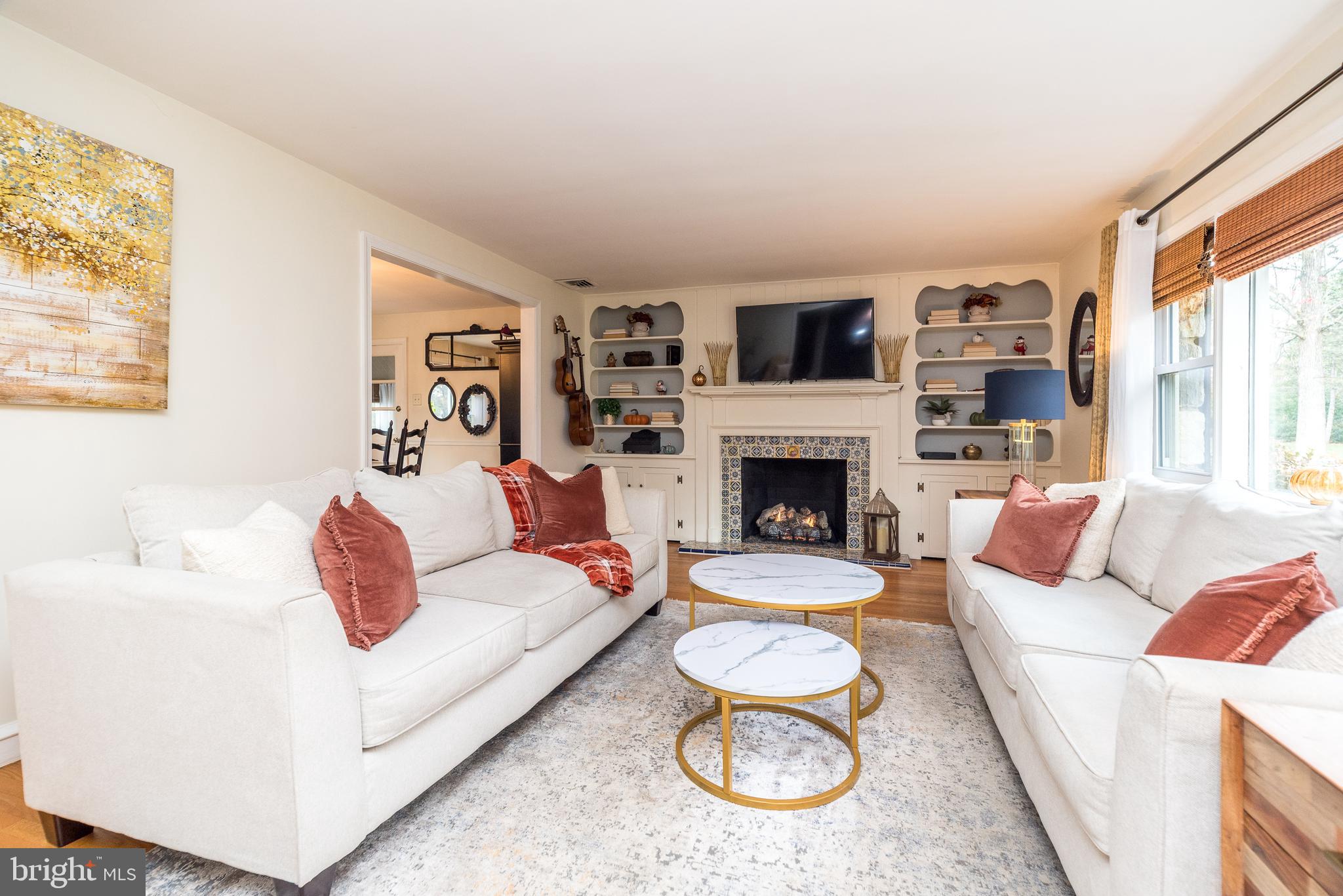 FAIRWAYS - Residential