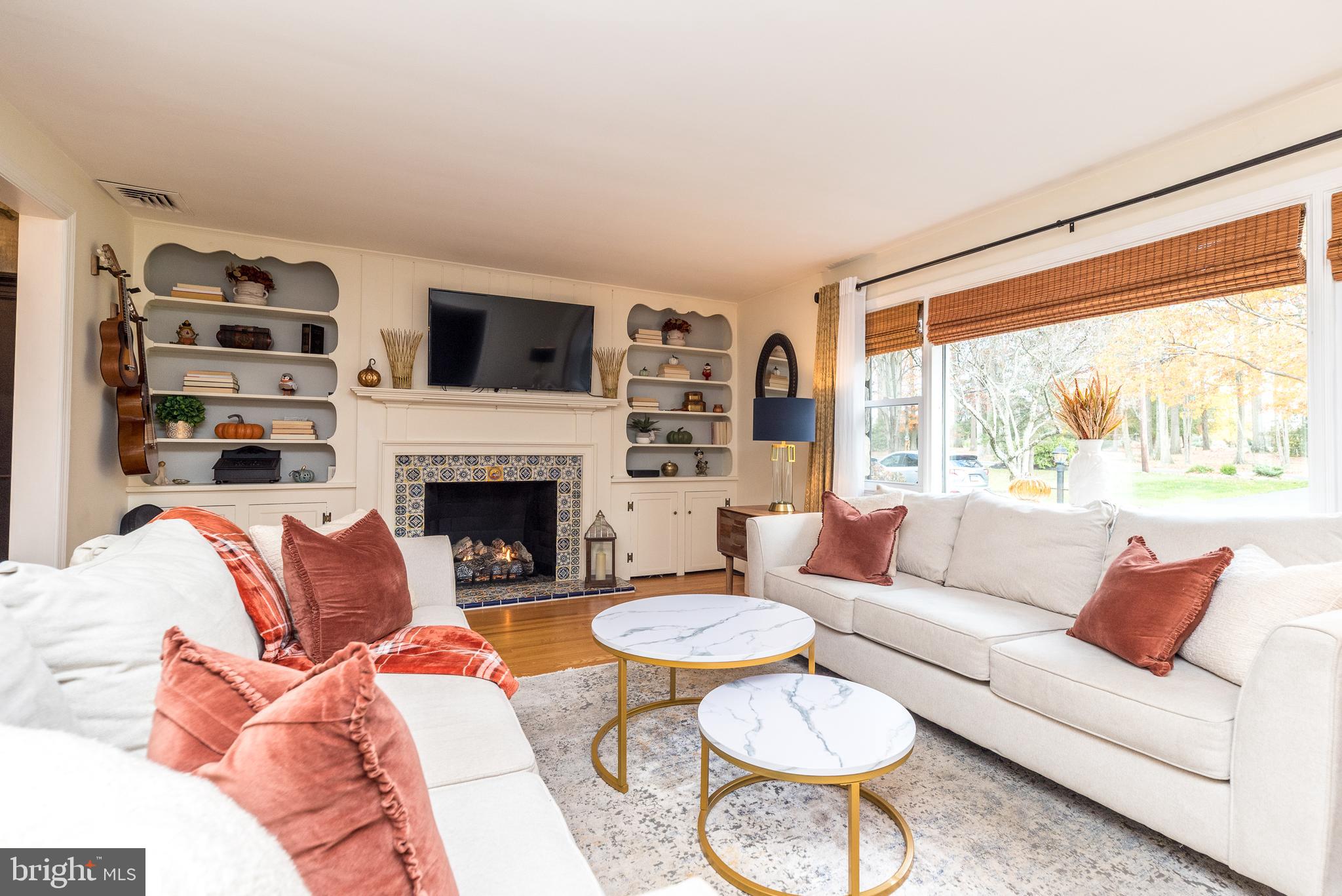 FAIRWAYS - Residential