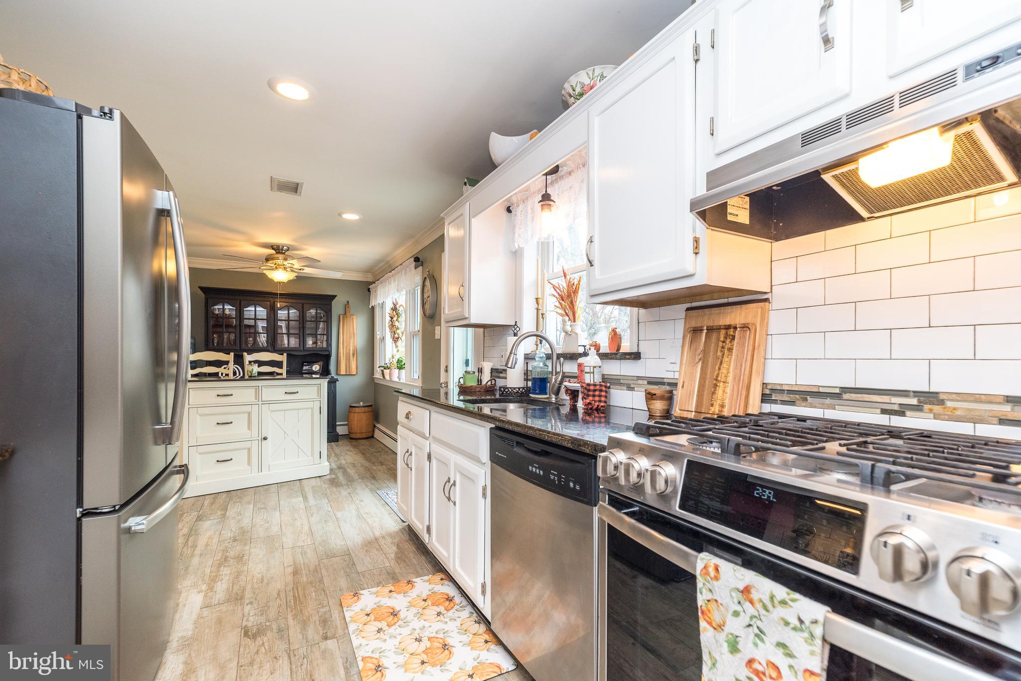 FAIRWAYS - Residential