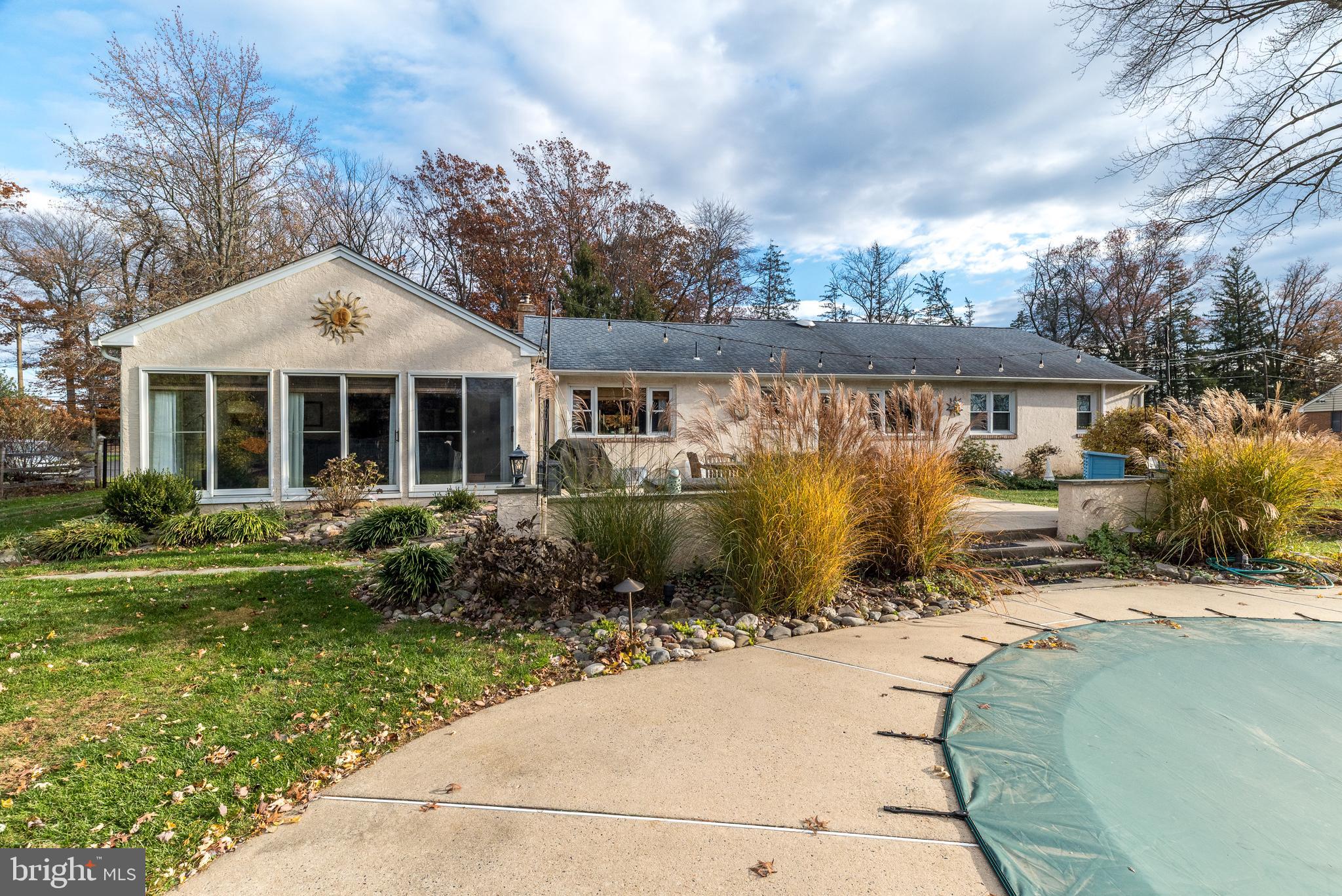 FAIRWAYS - Residential