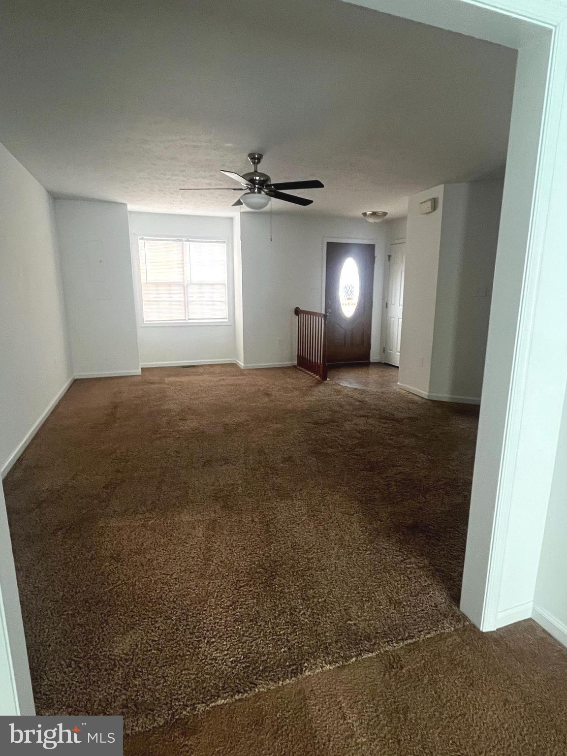 SOUTH QUEEN TOWNHOUSES - Residential