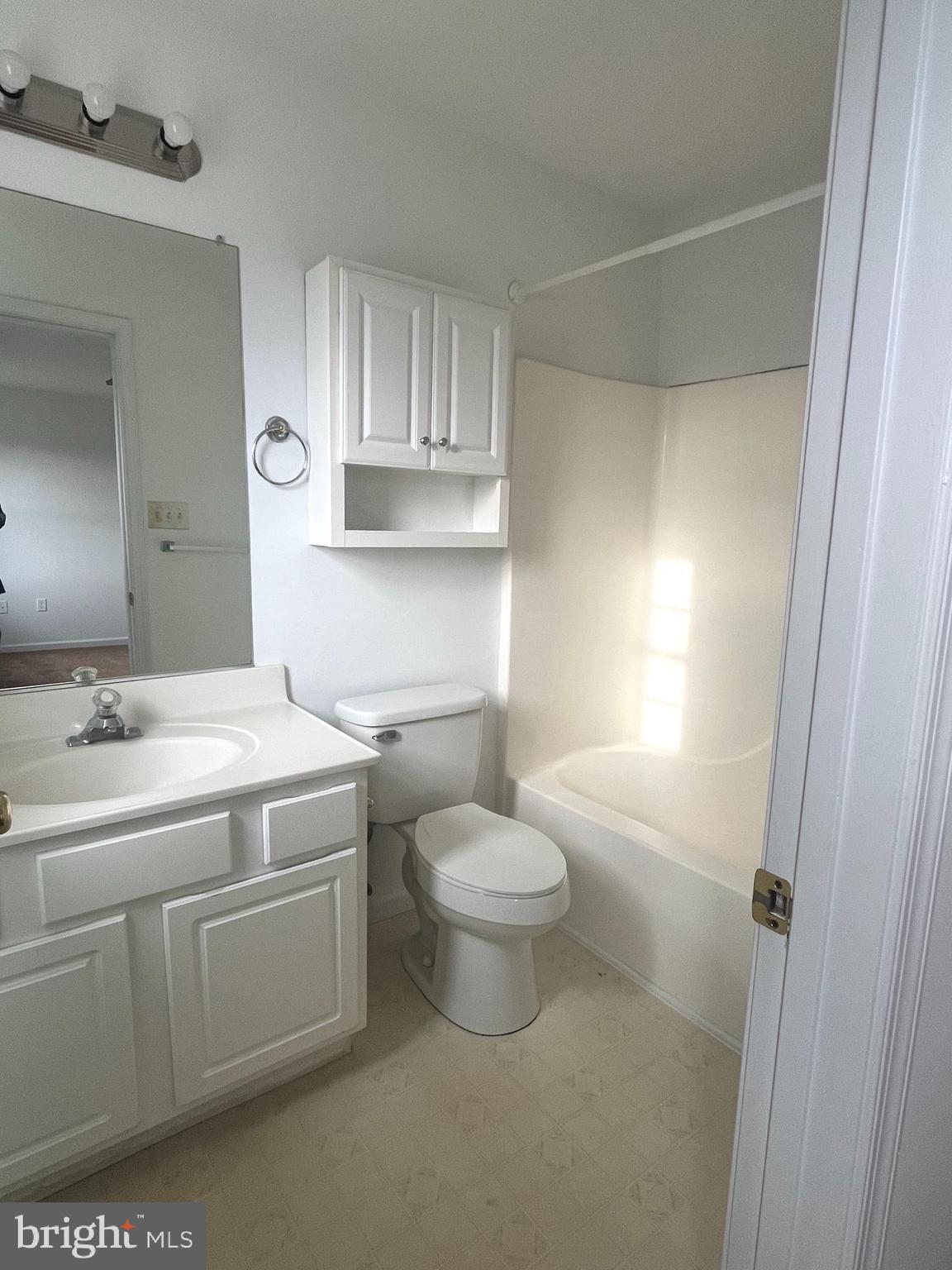 SOUTH QUEEN TOWNHOUSES - Residential