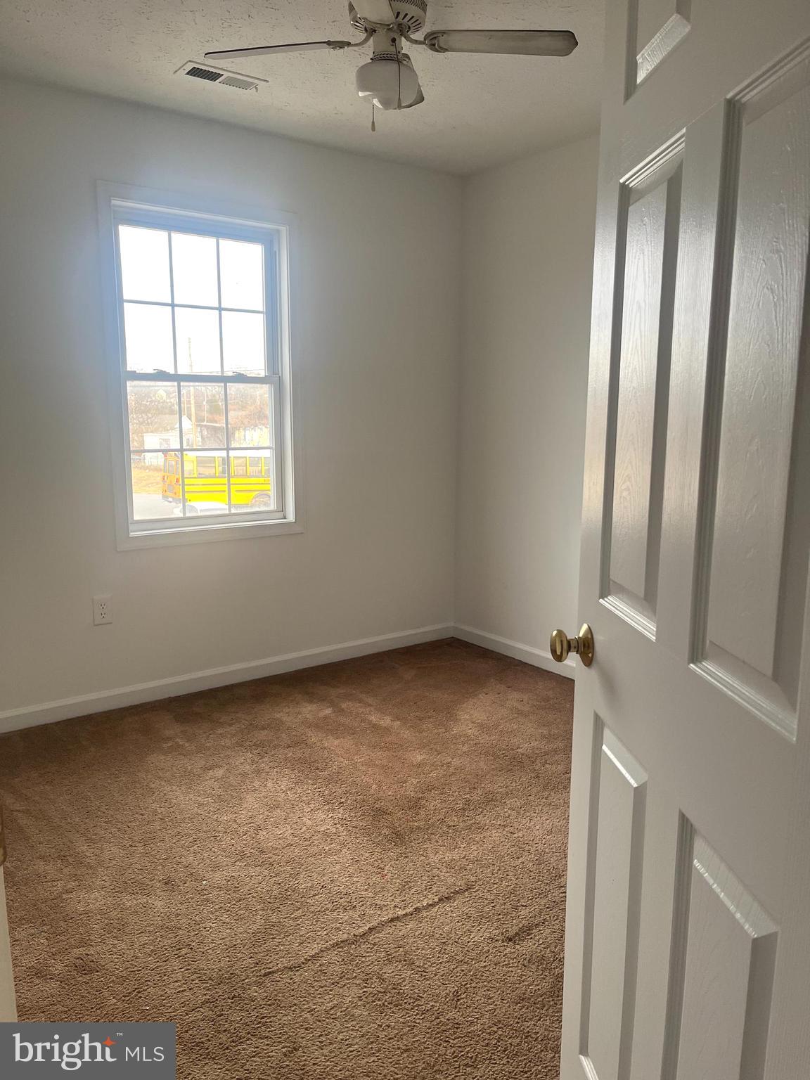 SOUTH QUEEN TOWNHOUSES - Residential