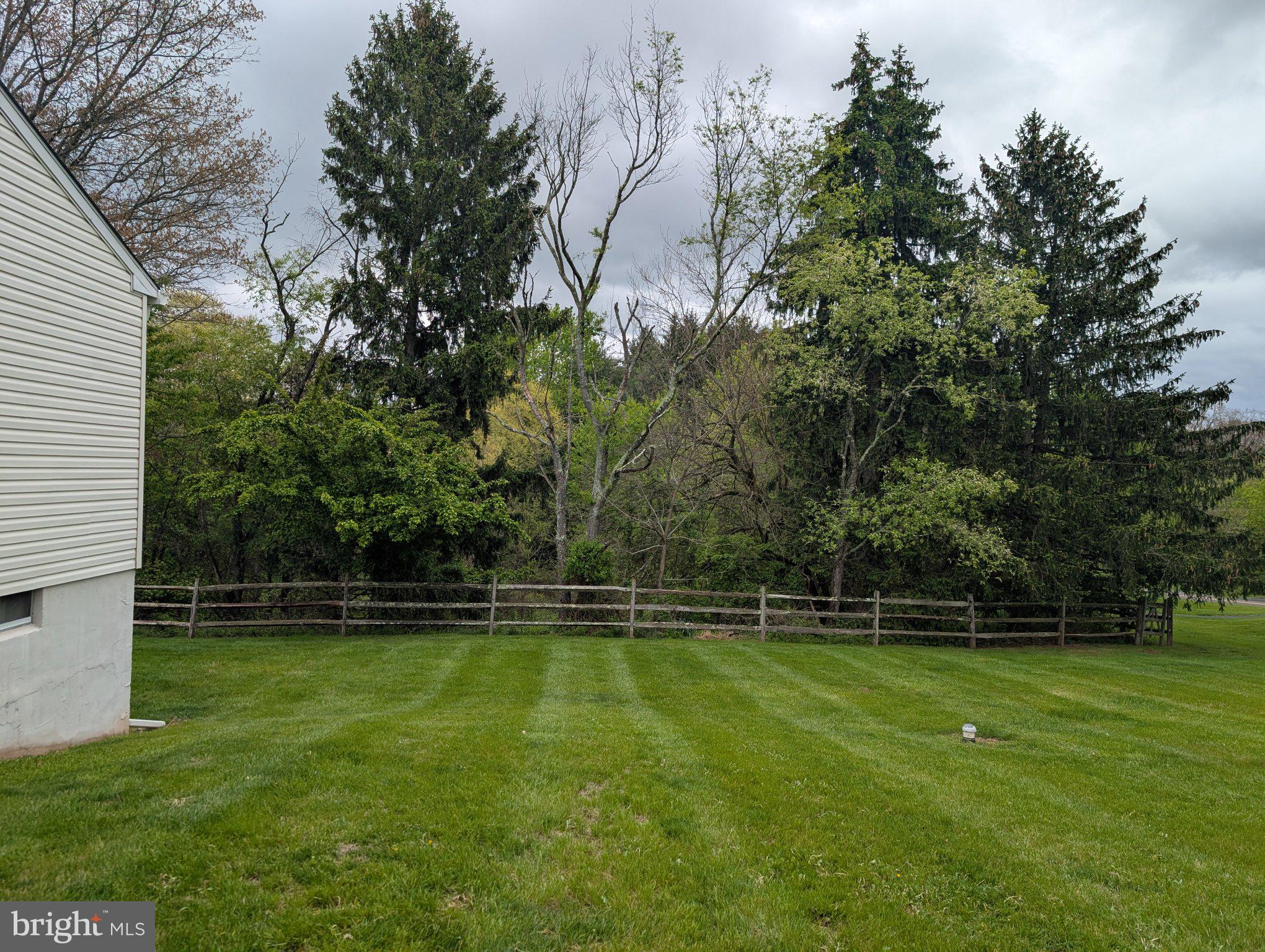 1306 FAIRBOURNE COURT
