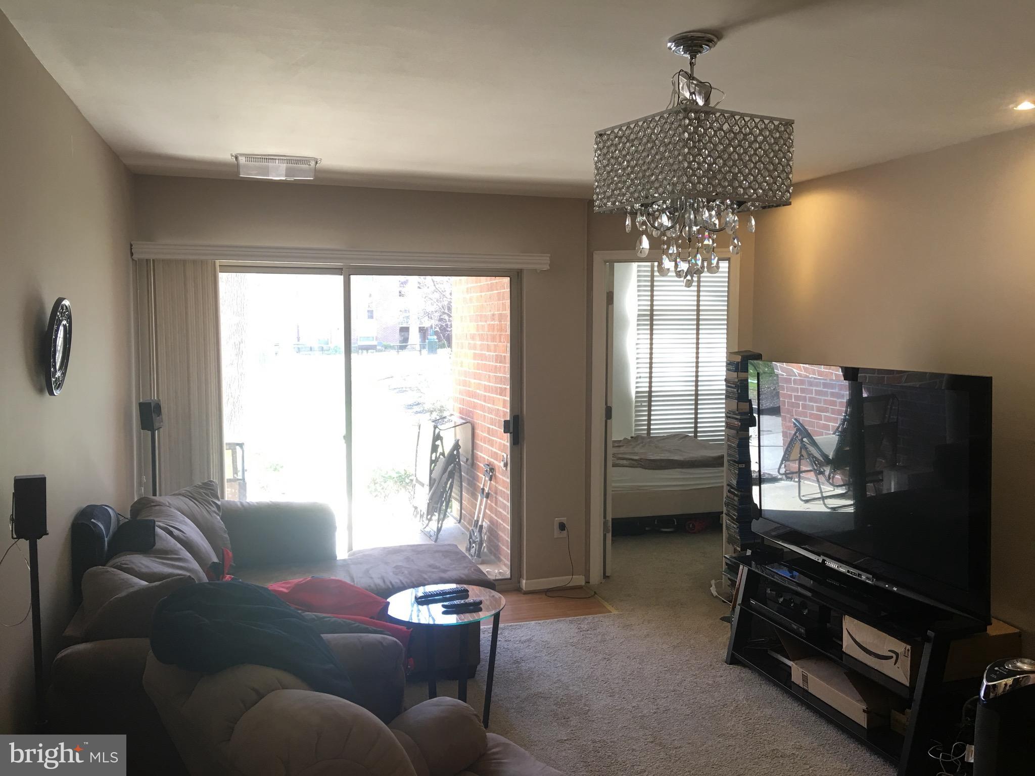 WOODBURN VILLAGE - Residential Lease