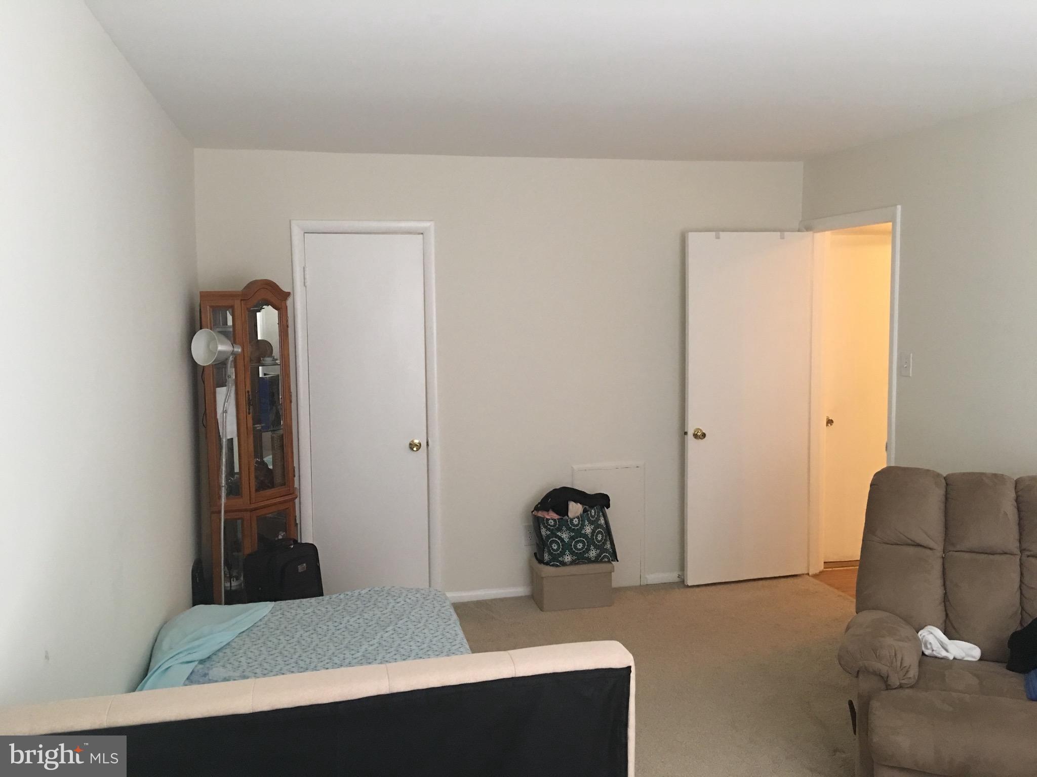 WOODBURN VILLAGE - Residential Lease