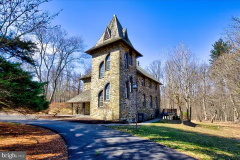 155 Wyebrook Road, Honey Brook, PA MLS: PACT2093682