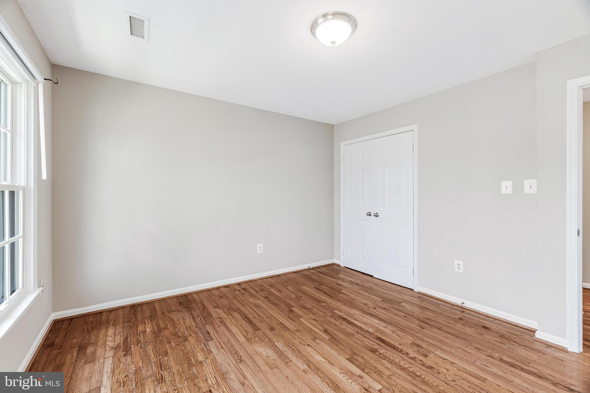 WELLINGTON/CLOVERHILL - Residential