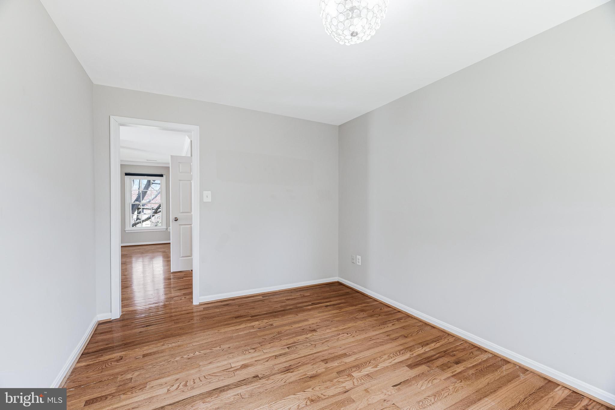 WELLINGTON/CLOVERHILL - Residential