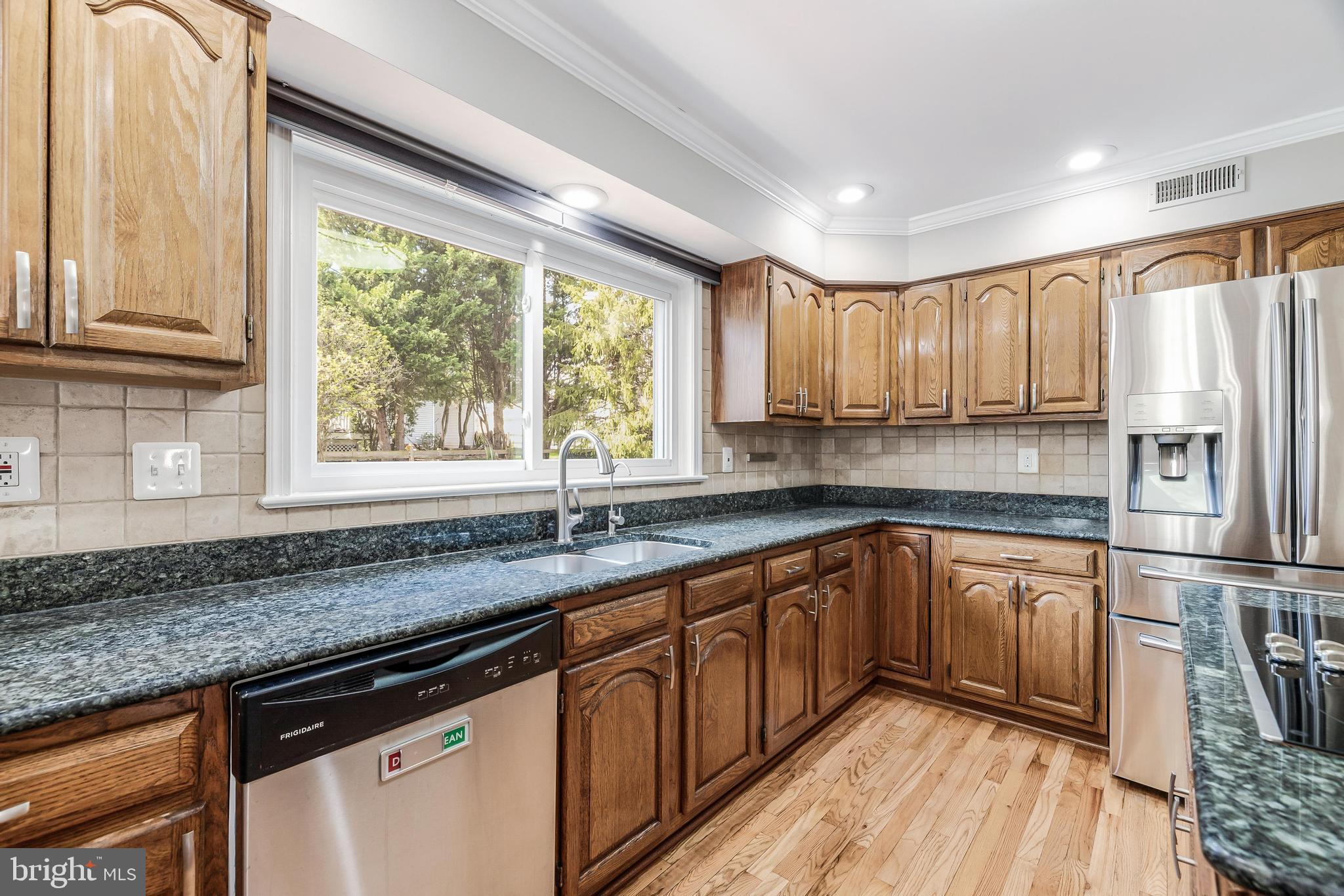 WELLINGTON/CLOVERHILL - Residential