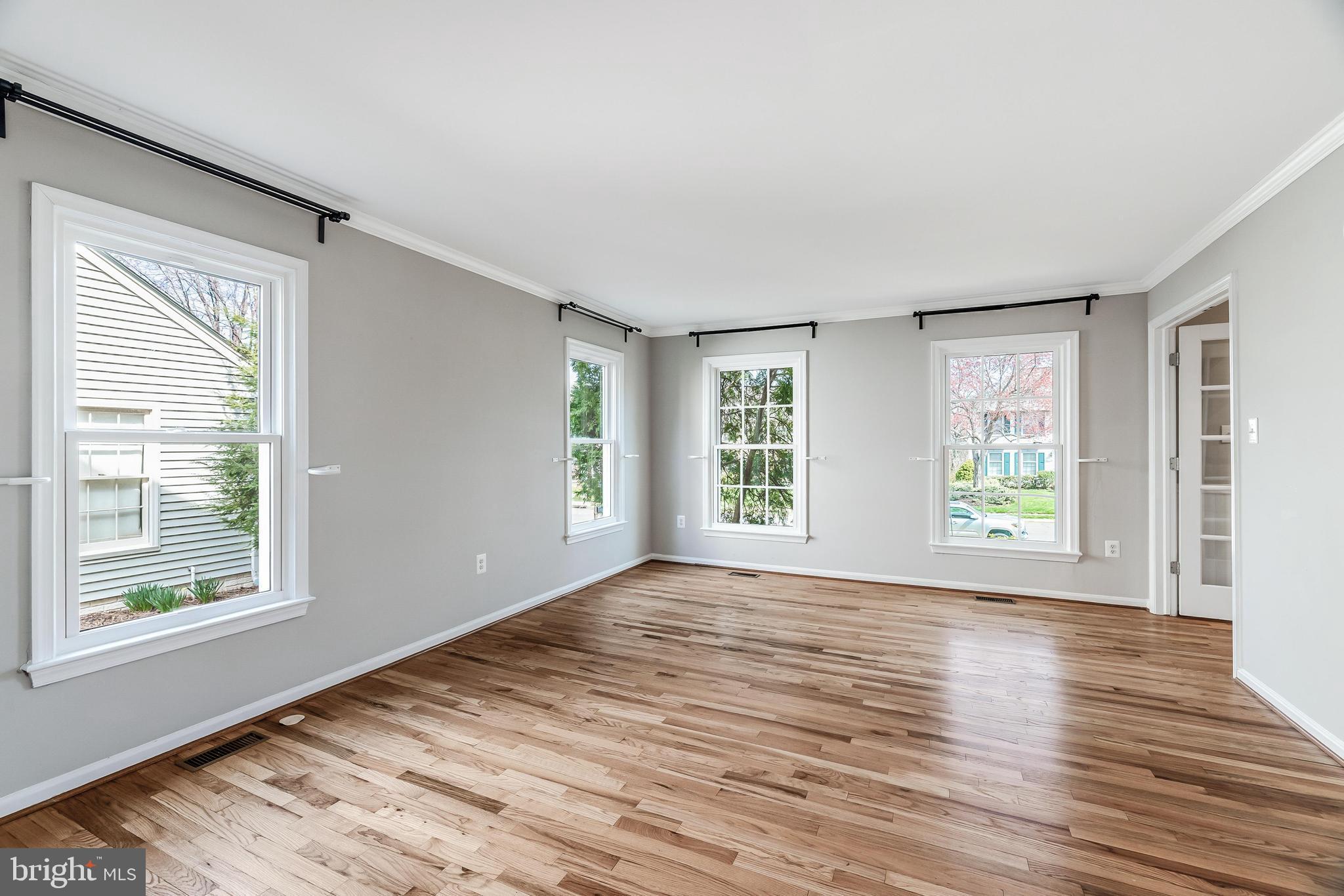 WELLINGTON/CLOVERHILL - Residential