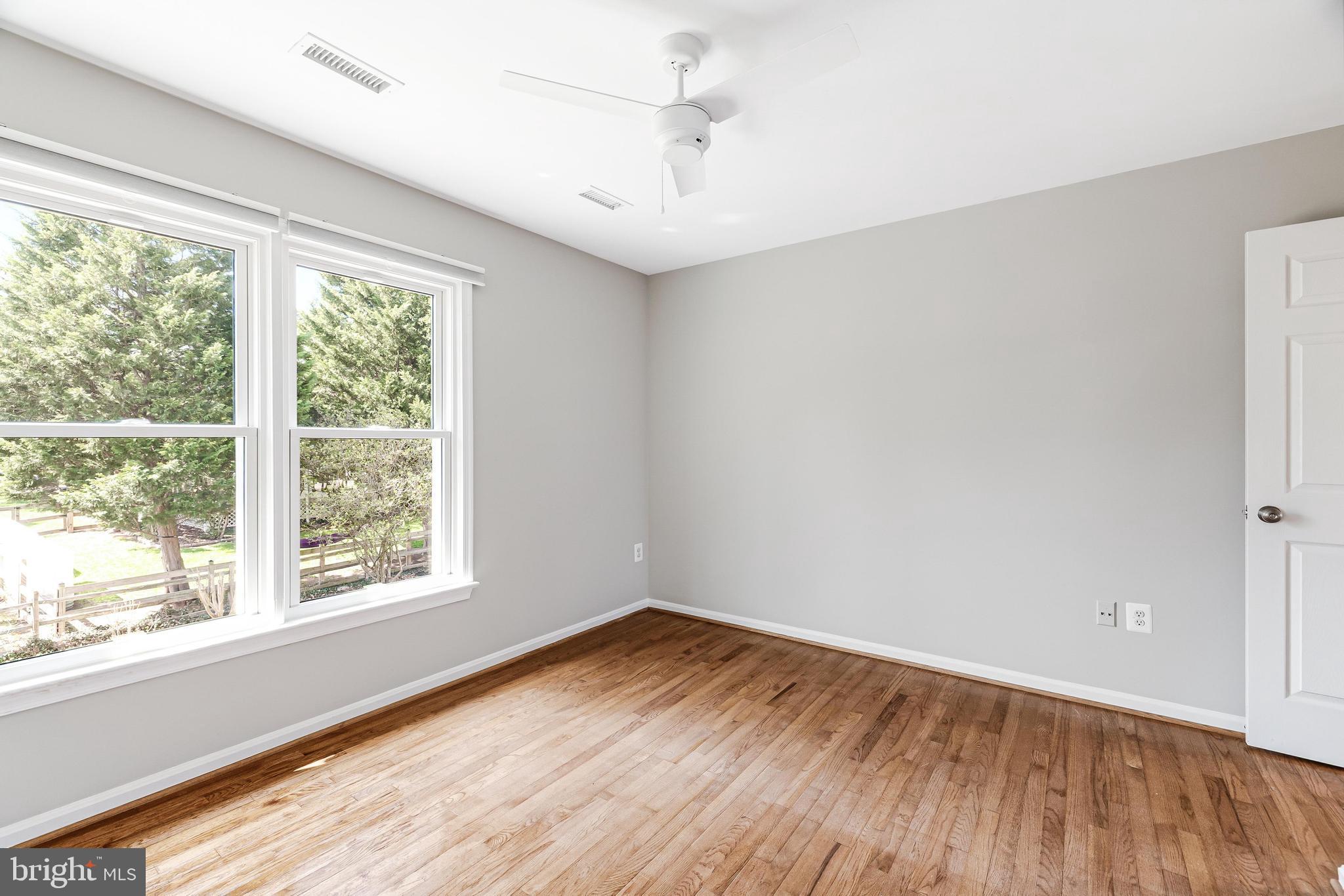 WELLINGTON/CLOVERHILL - Residential