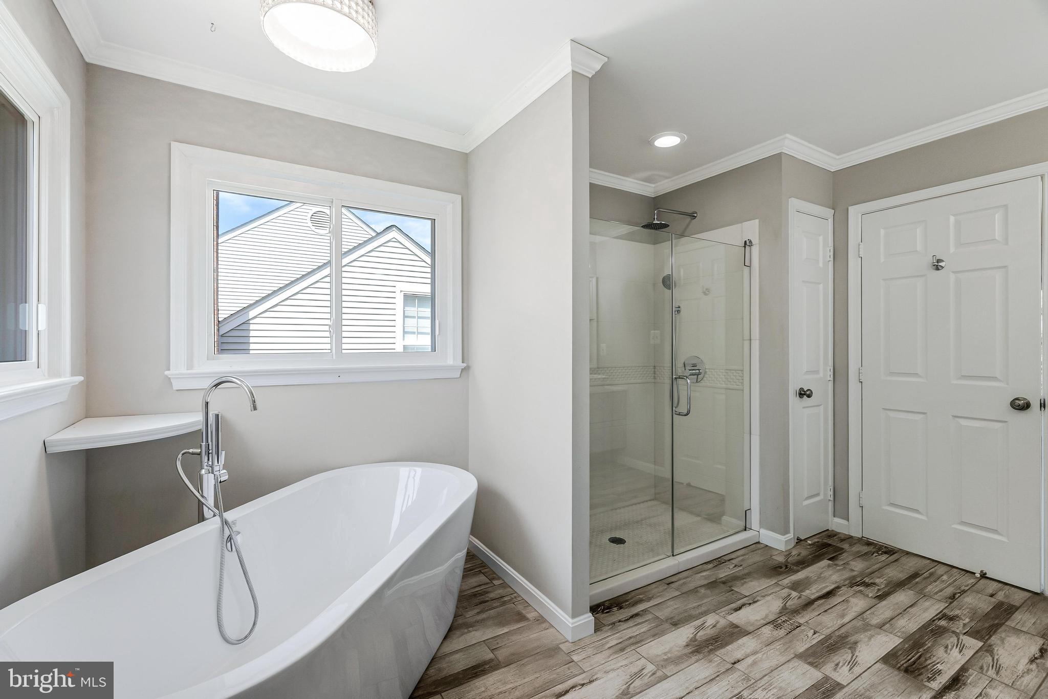 WELLINGTON/CLOVERHILL - Residential