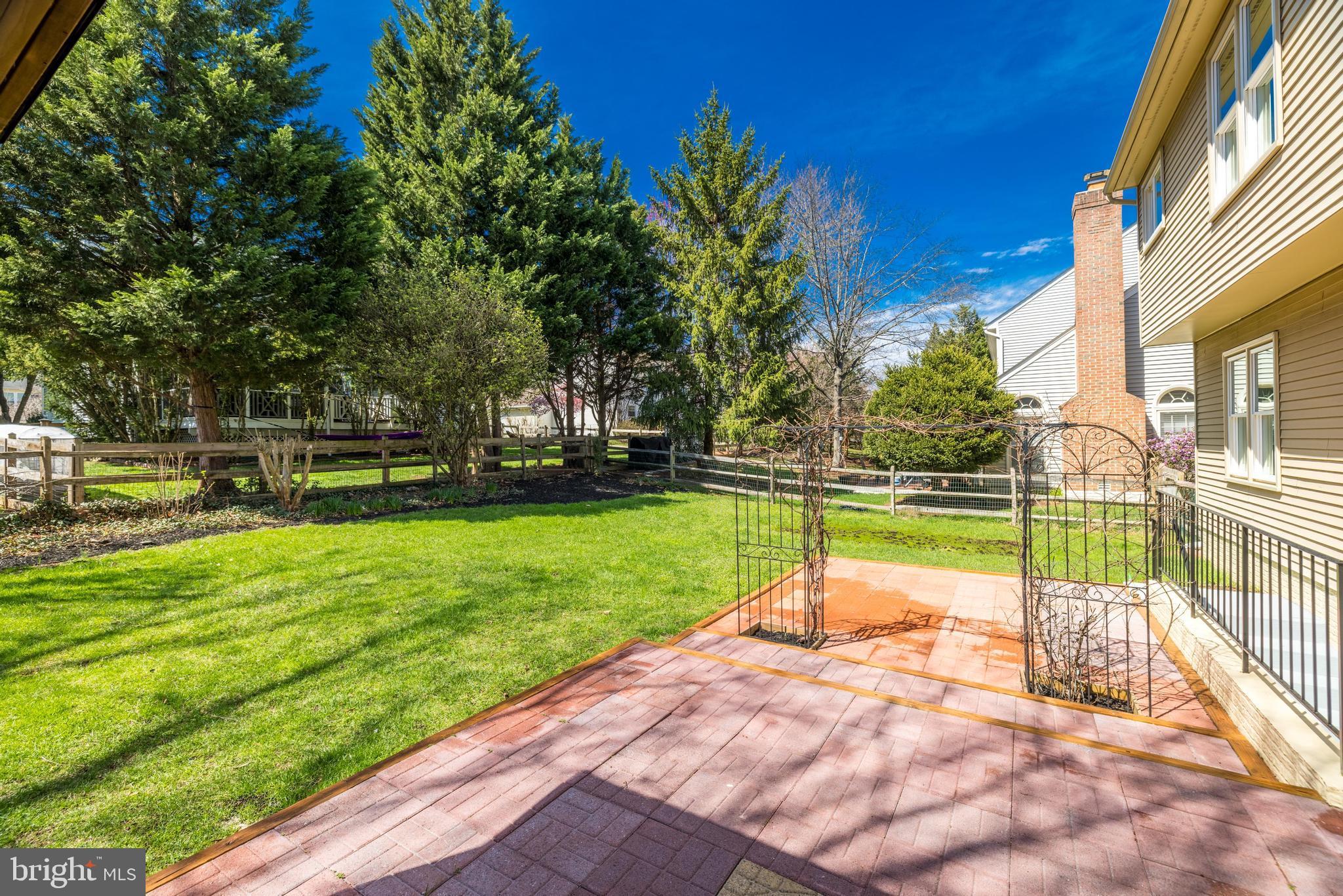 WELLINGTON/CLOVERHILL - Residential