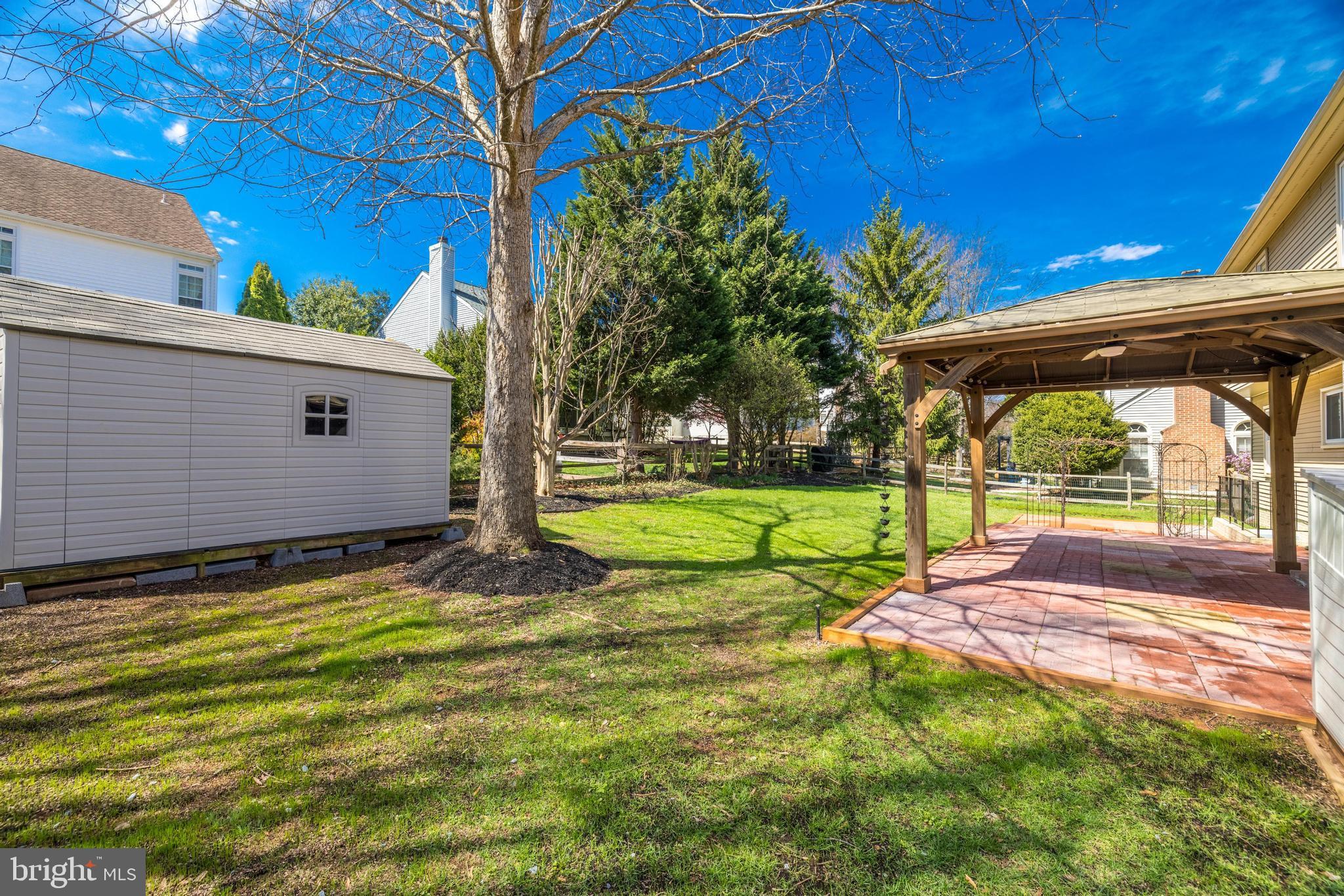 WELLINGTON/CLOVERHILL - Residential