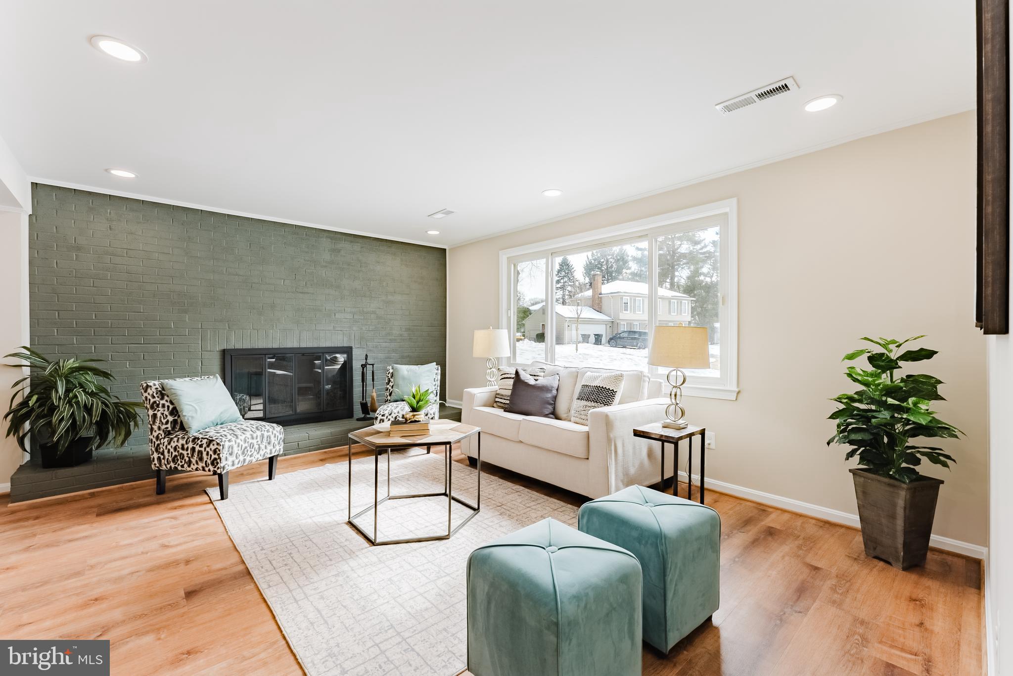 OAK HILL - Residential