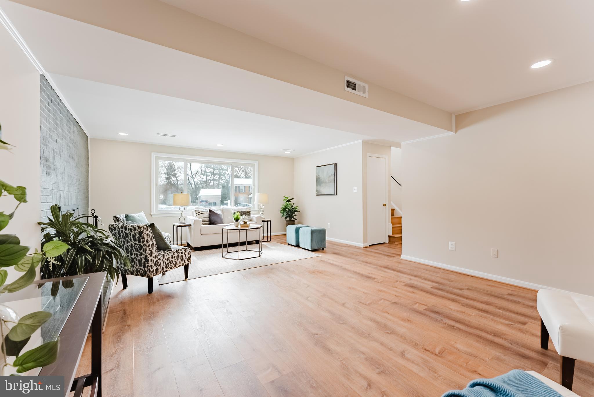 OAK HILL - Residential