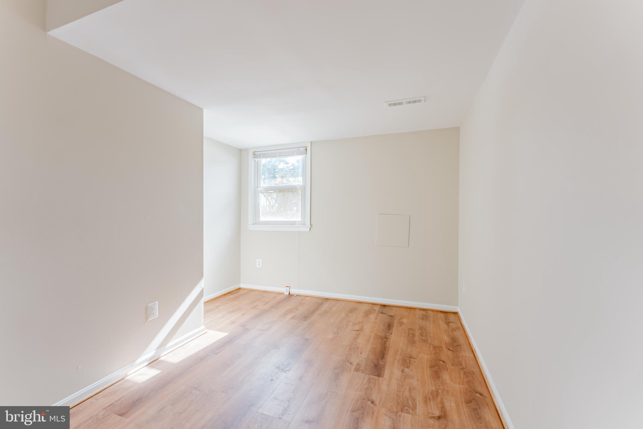 OAK HILL - Residential