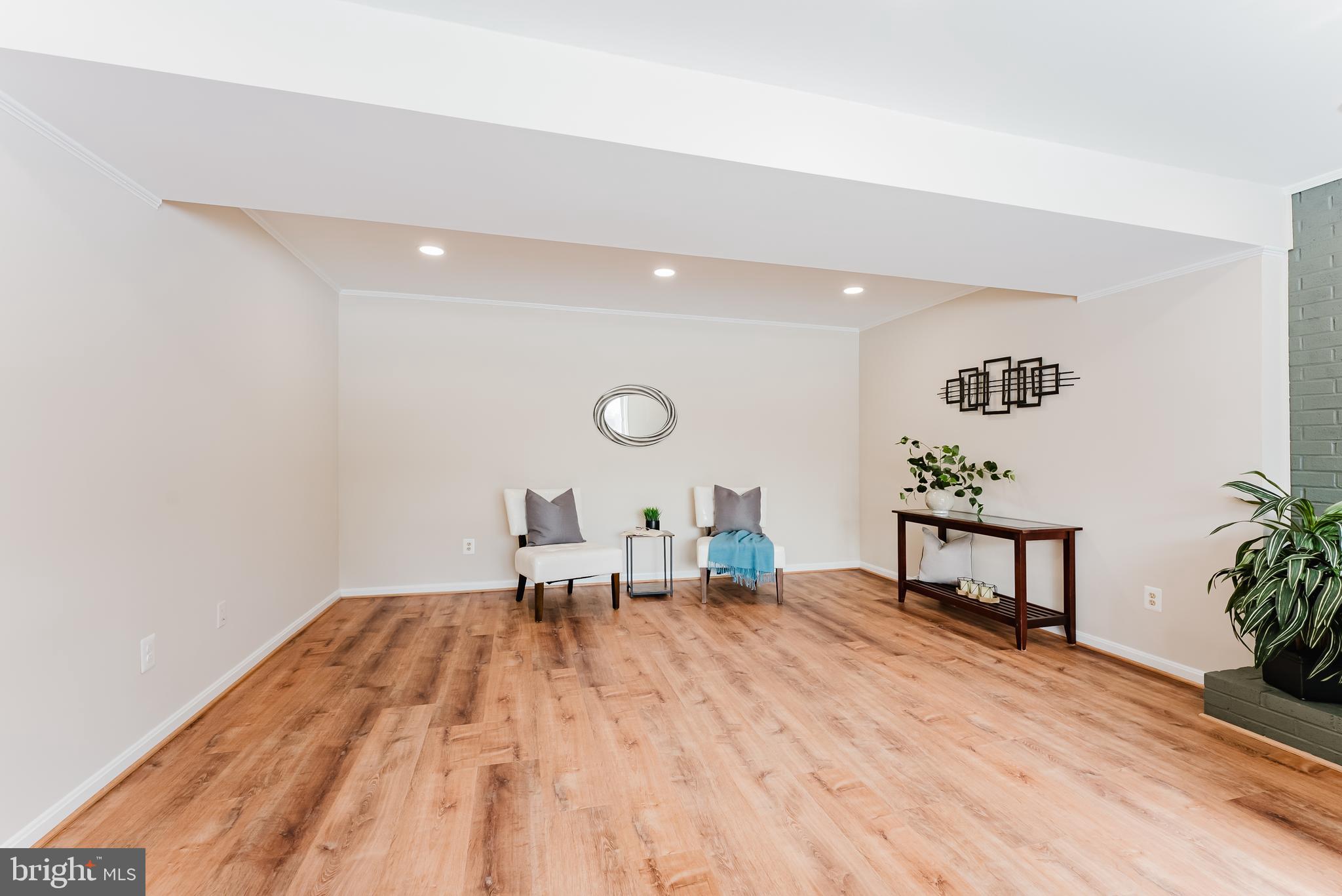 OAK HILL - Residential