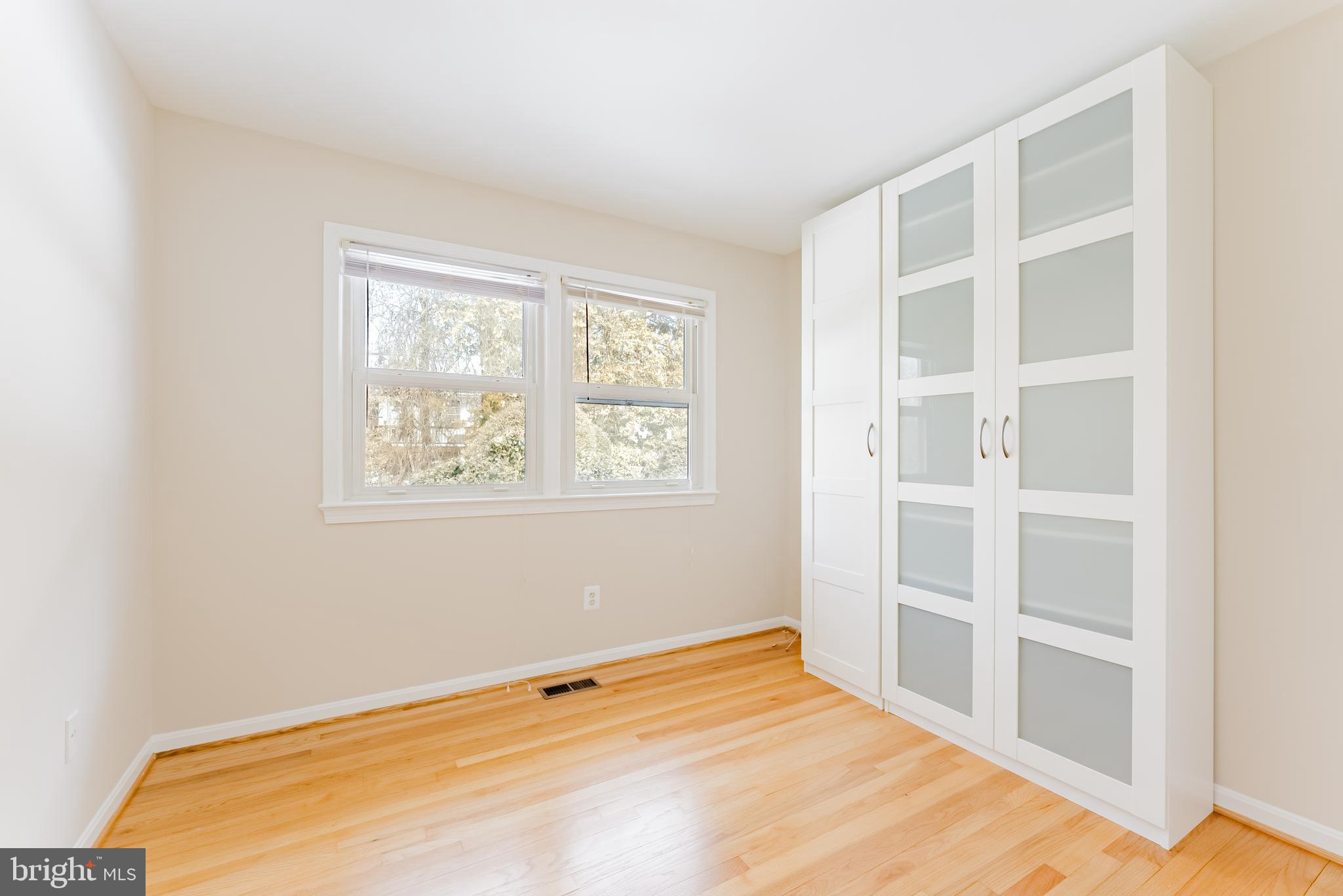 OAK HILL - Residential