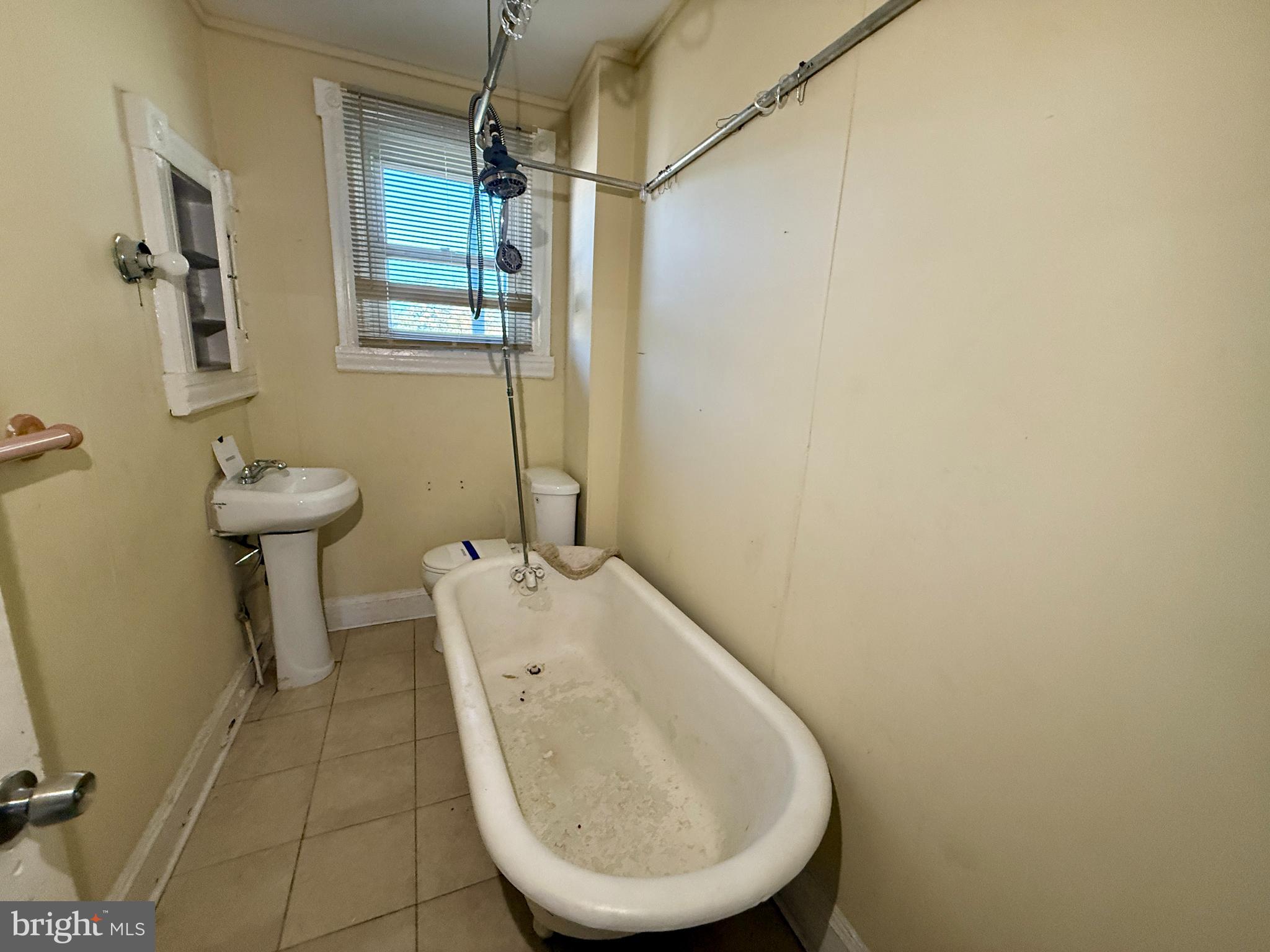 GOVANS - Residential