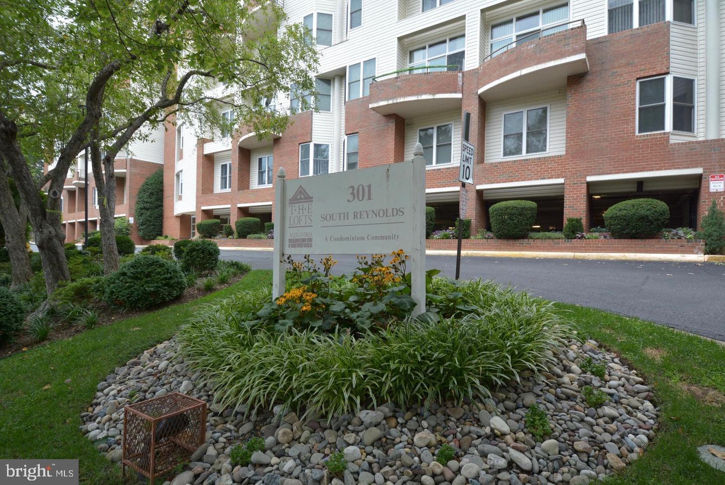 Picture for the property VAAX2031330, 1 beds, 1 baths