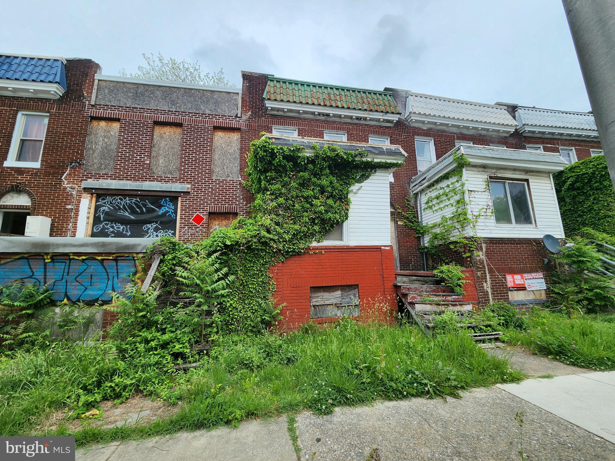 EAST BALTIMORE MIDWAY - Residential