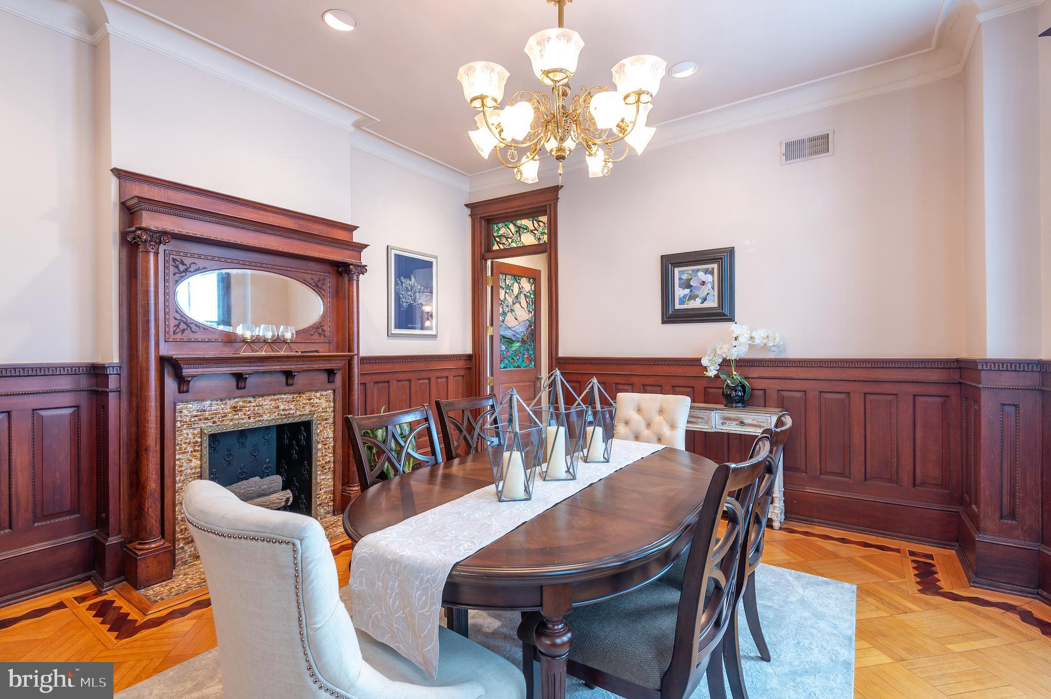 CAPITOL HILL - Residential