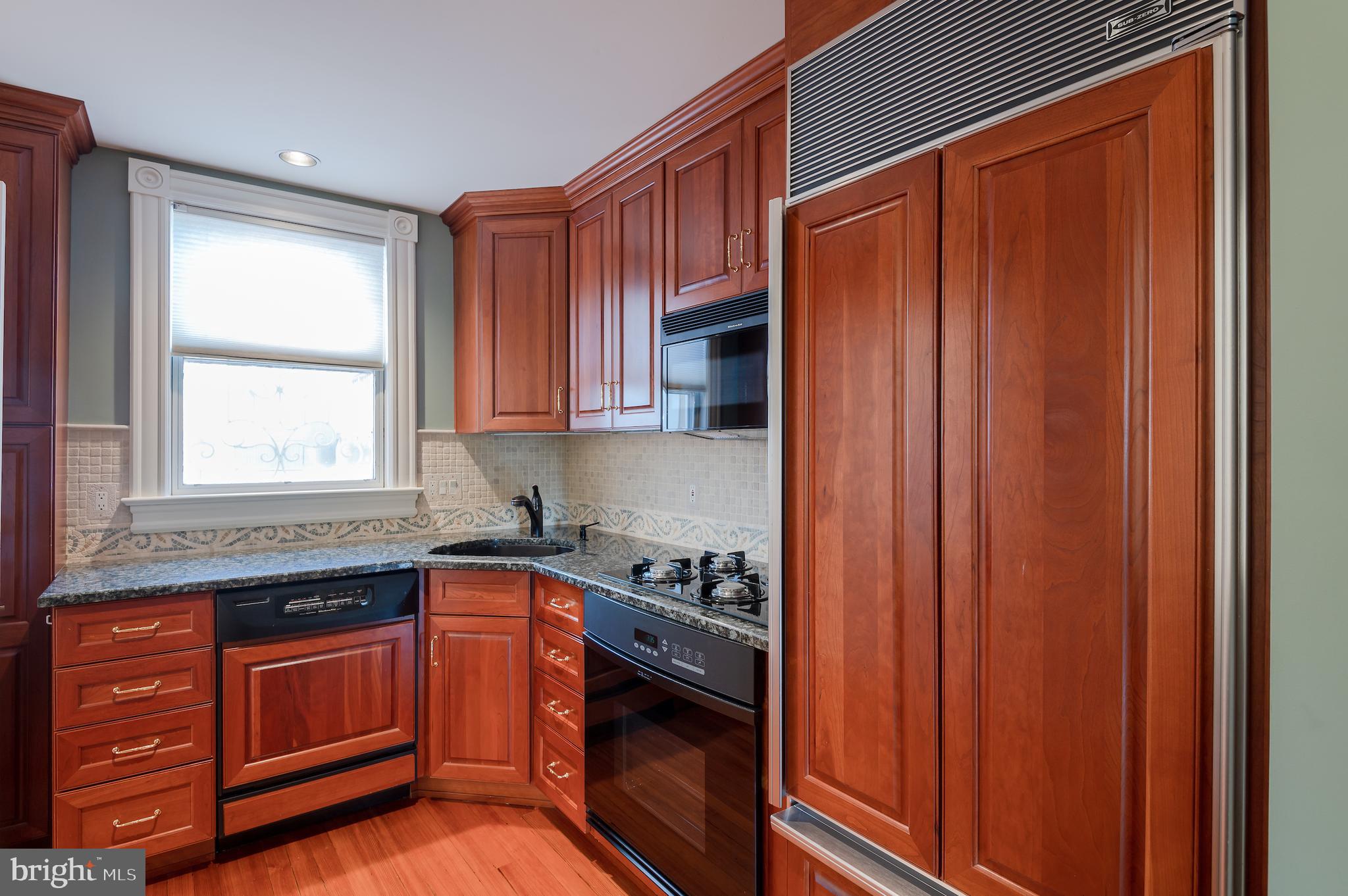 CAPITOL HILL - Residential