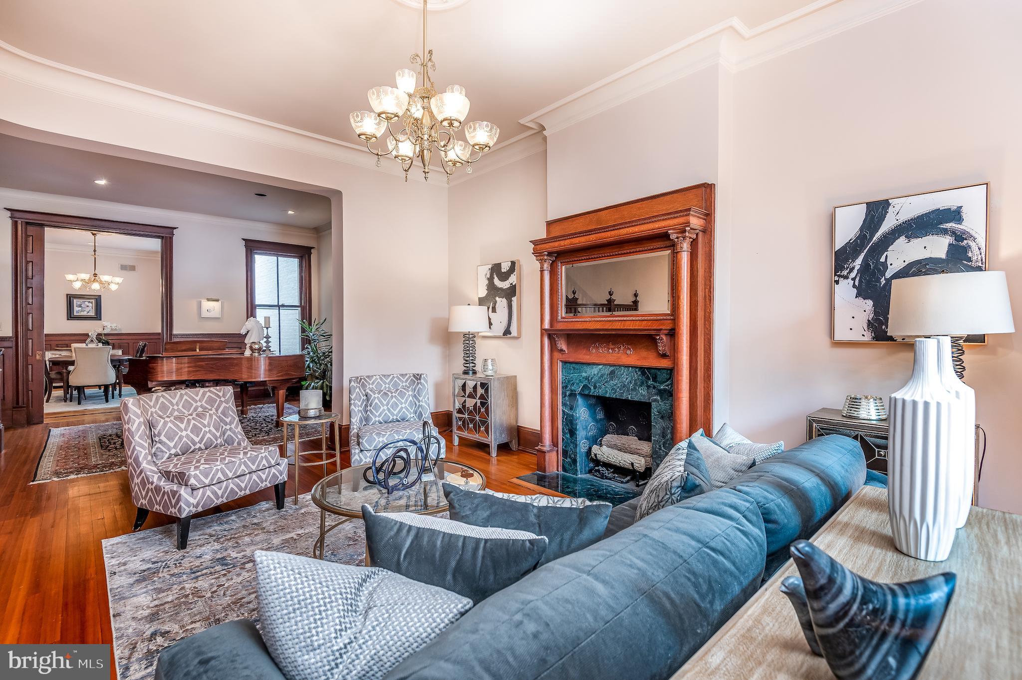 CAPITOL HILL - Residential