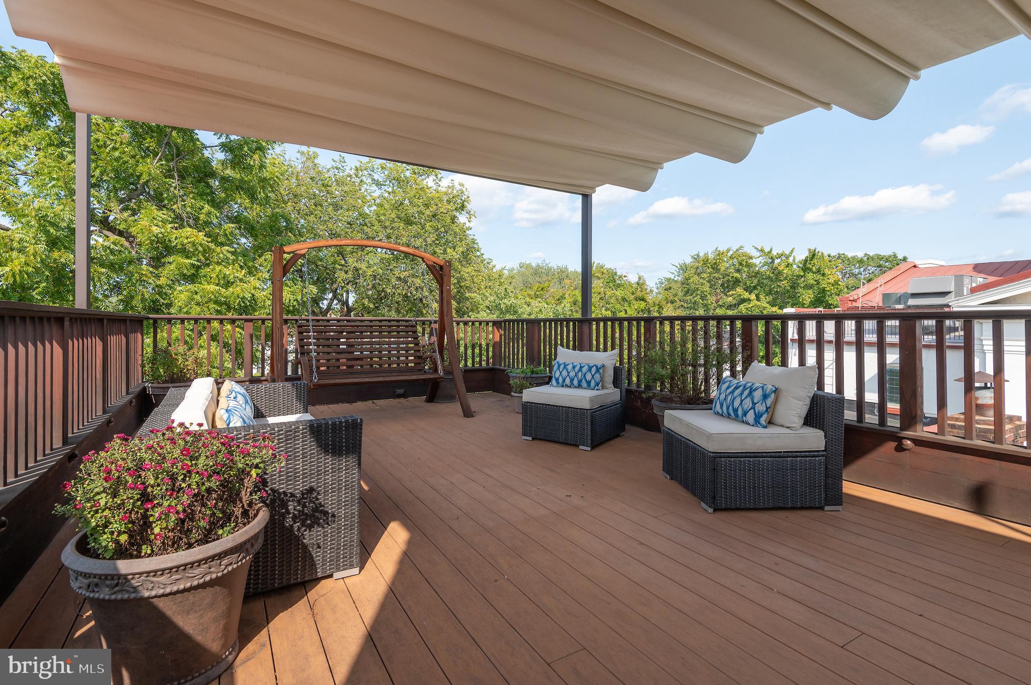 CAPITOL HILL - Residential