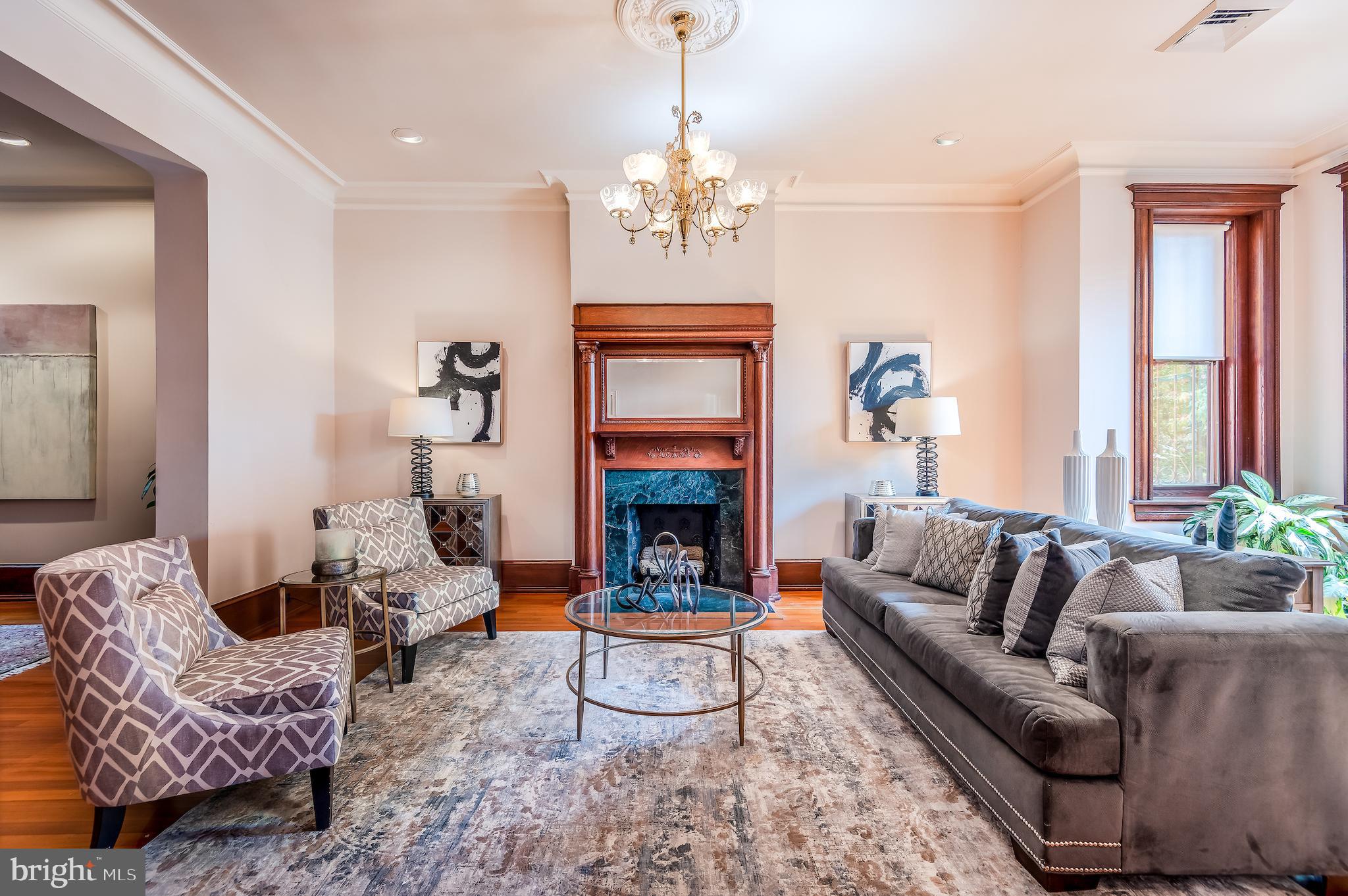 CAPITOL HILL - Residential