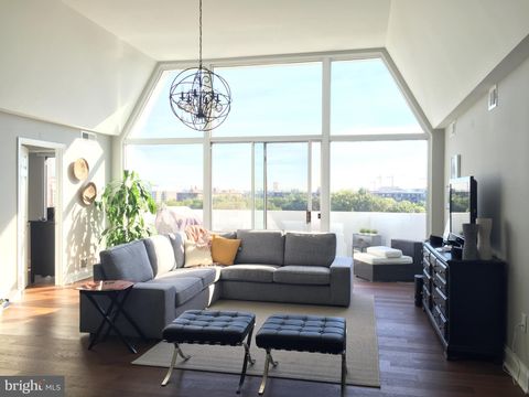 700 7TH STREET SW 813 WASHINGTON DC 20024