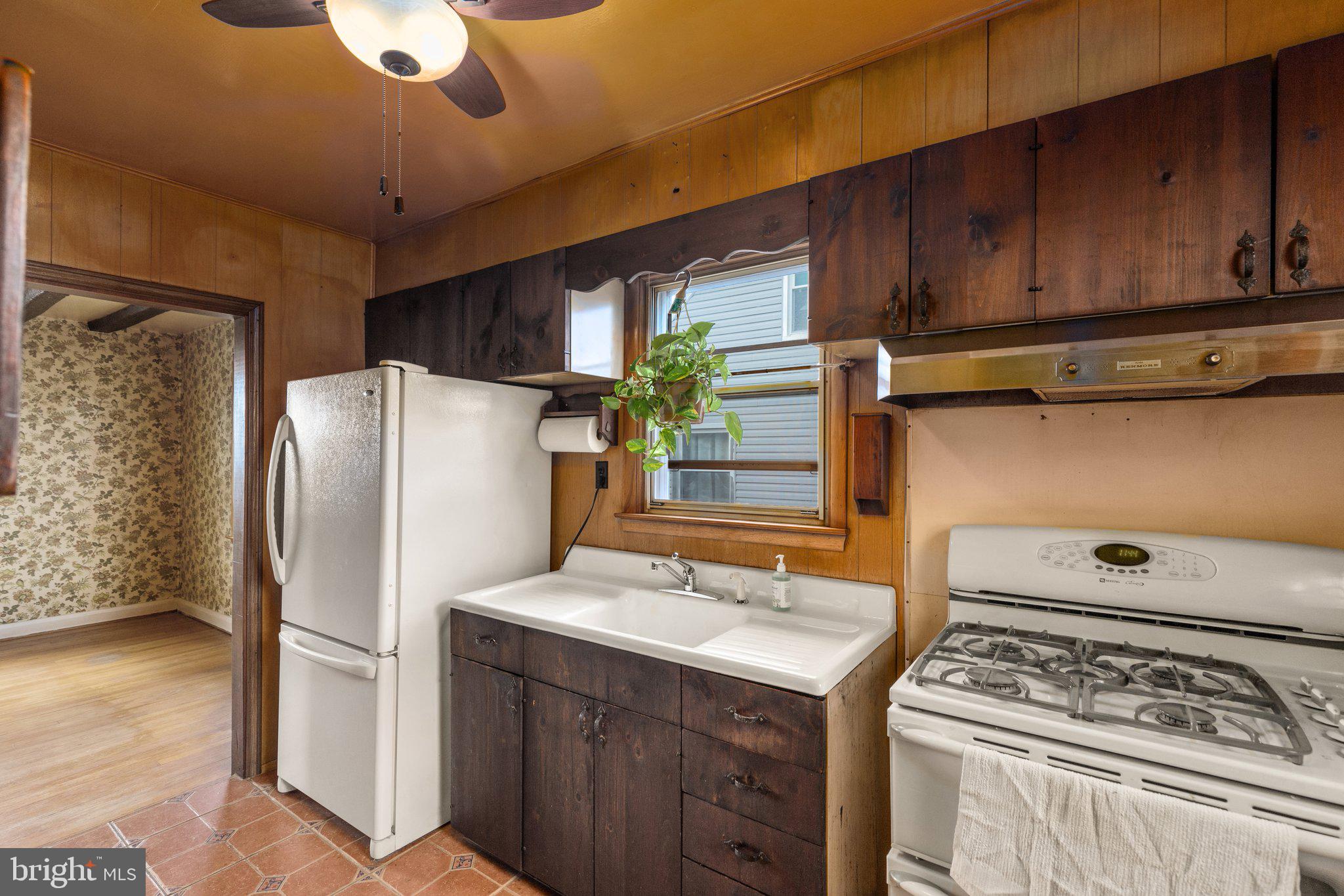 BROOKVIEW - Residential