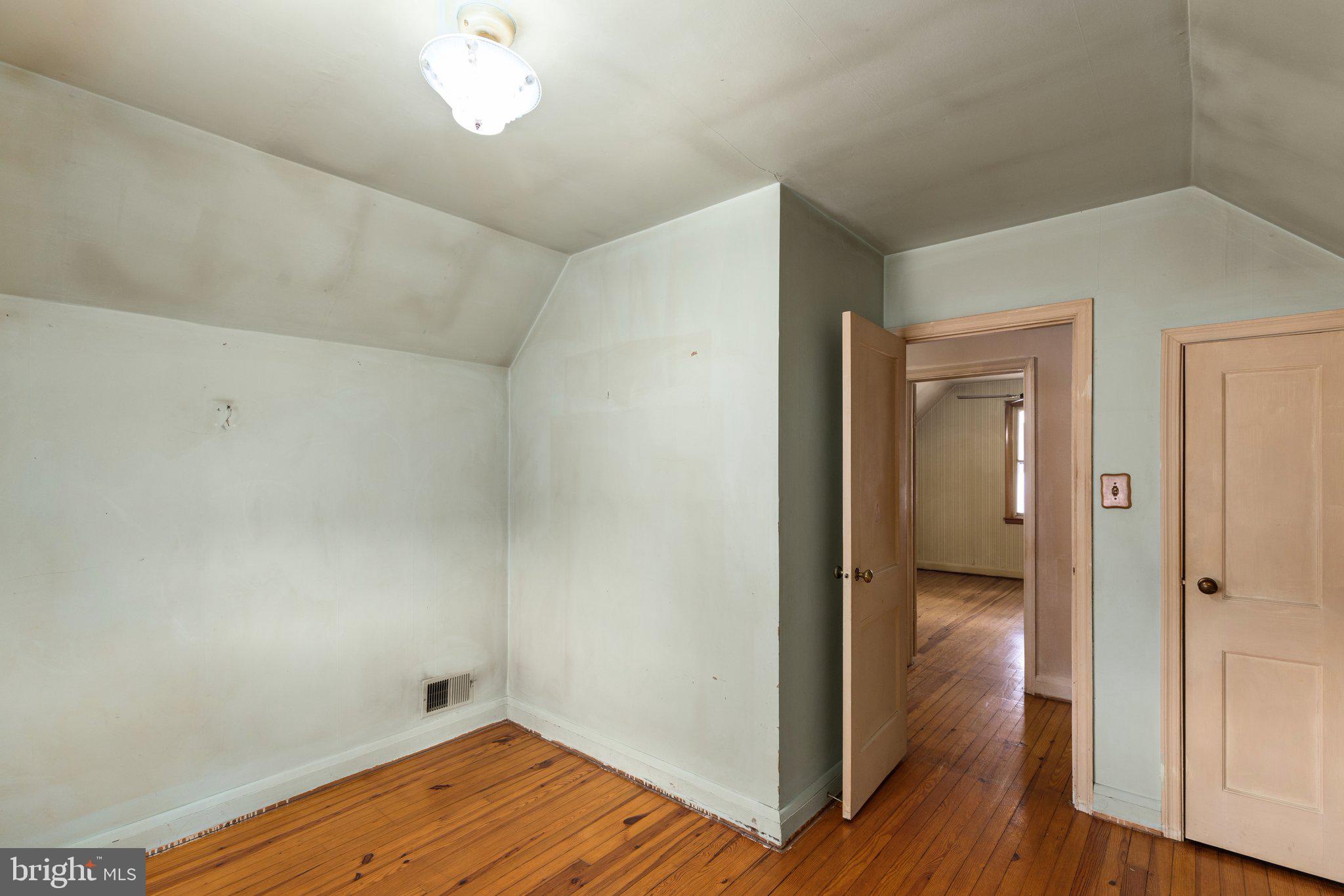 BROOKVIEW - Residential