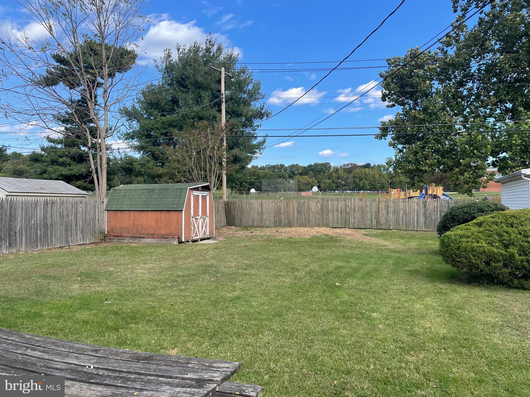 BROOKVIEW - Residential