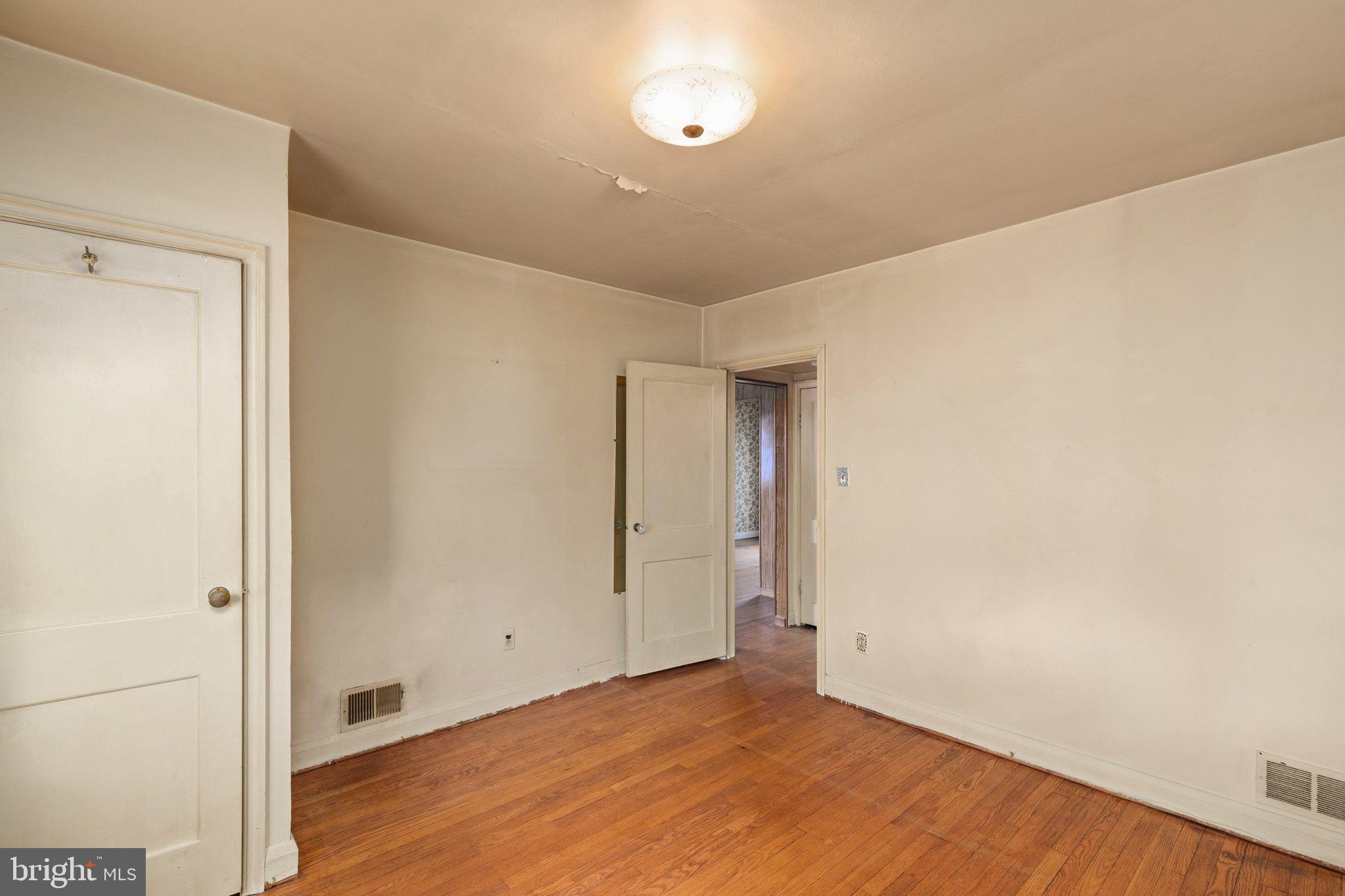 BROOKVIEW - Residential