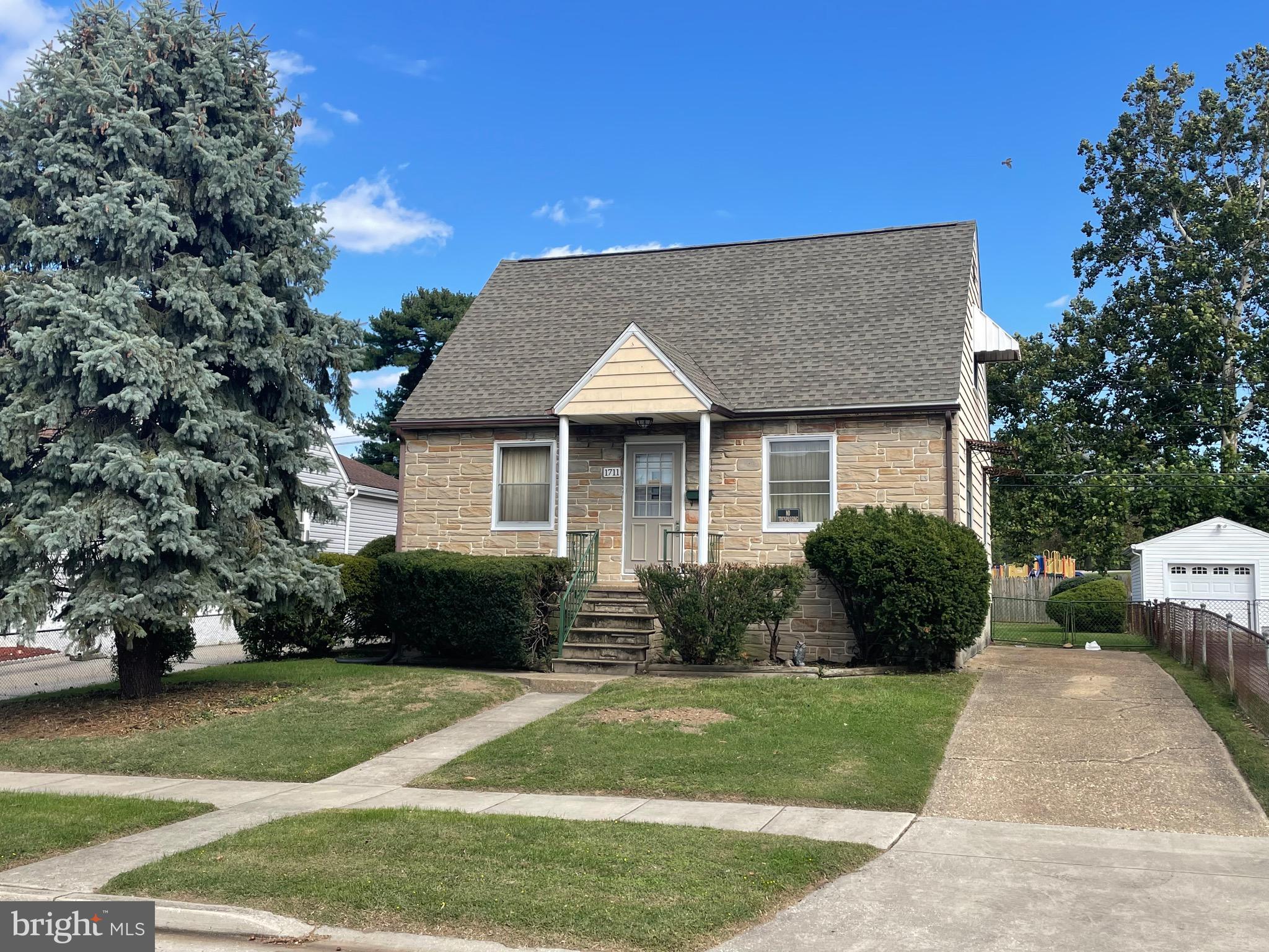 BROOKVIEW - Residential